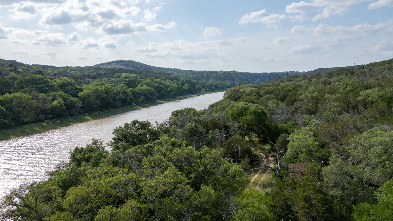 Lampasas, Texas, 76550, United States, ,Residential,For Sale,1907758