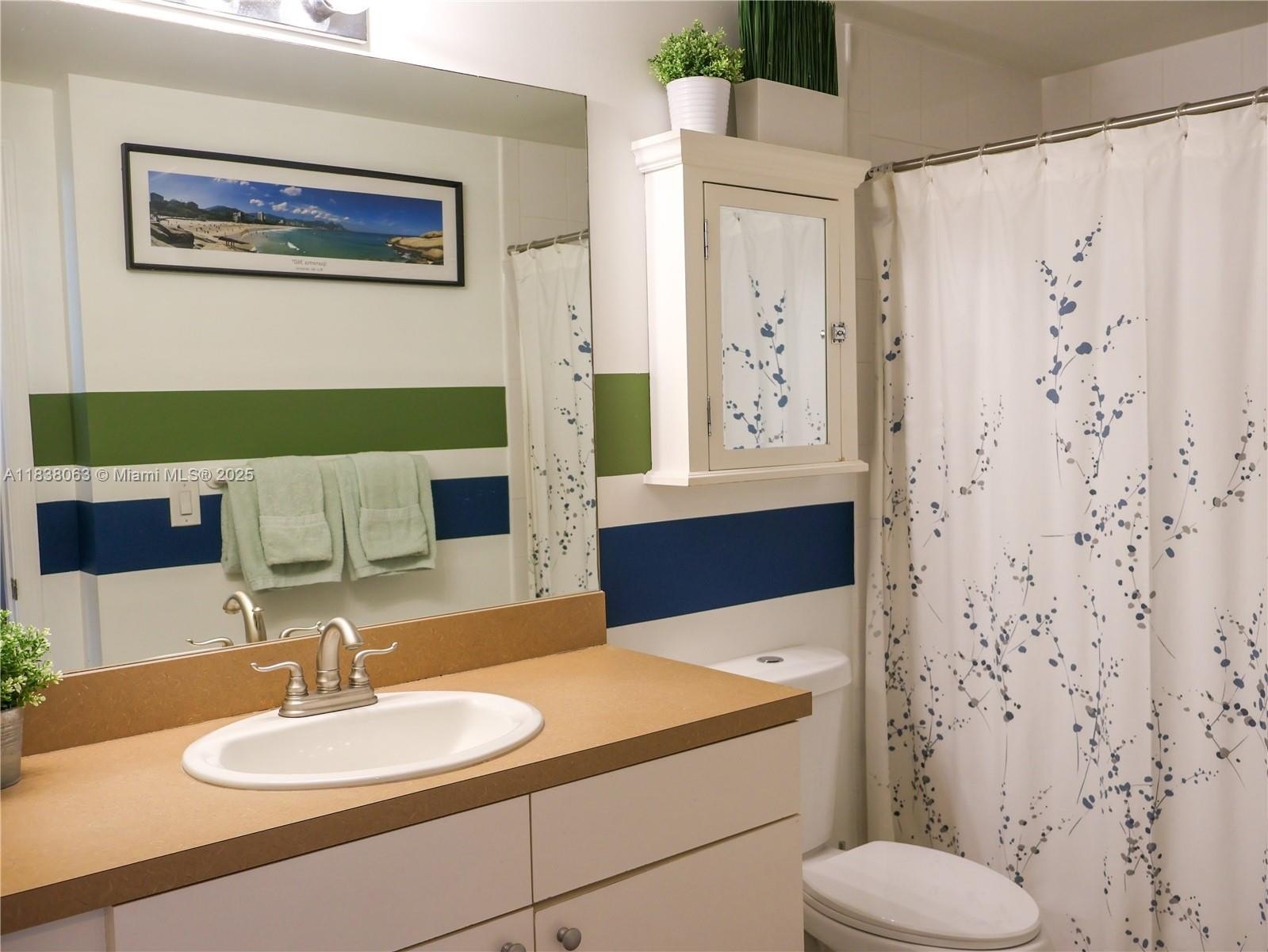 Miami, Florida, 33130, United States, 2 Bedrooms Bedrooms, ,2 BathroomsBathrooms,Residential,For Sale,1936974