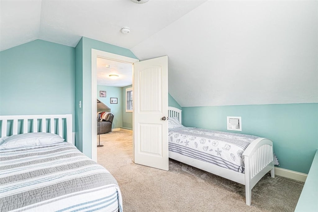 Plymouth, Massachusetts, 02360, United States, 4 Bedrooms Bedrooms, ,4 BathroomsBathrooms,Residential,For Sale,1979999