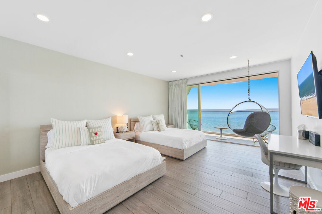 Malibu, California, 90265, United States, 3 Bedrooms Bedrooms, ,4 BathroomsBathrooms,Residential,For Sale,1722107