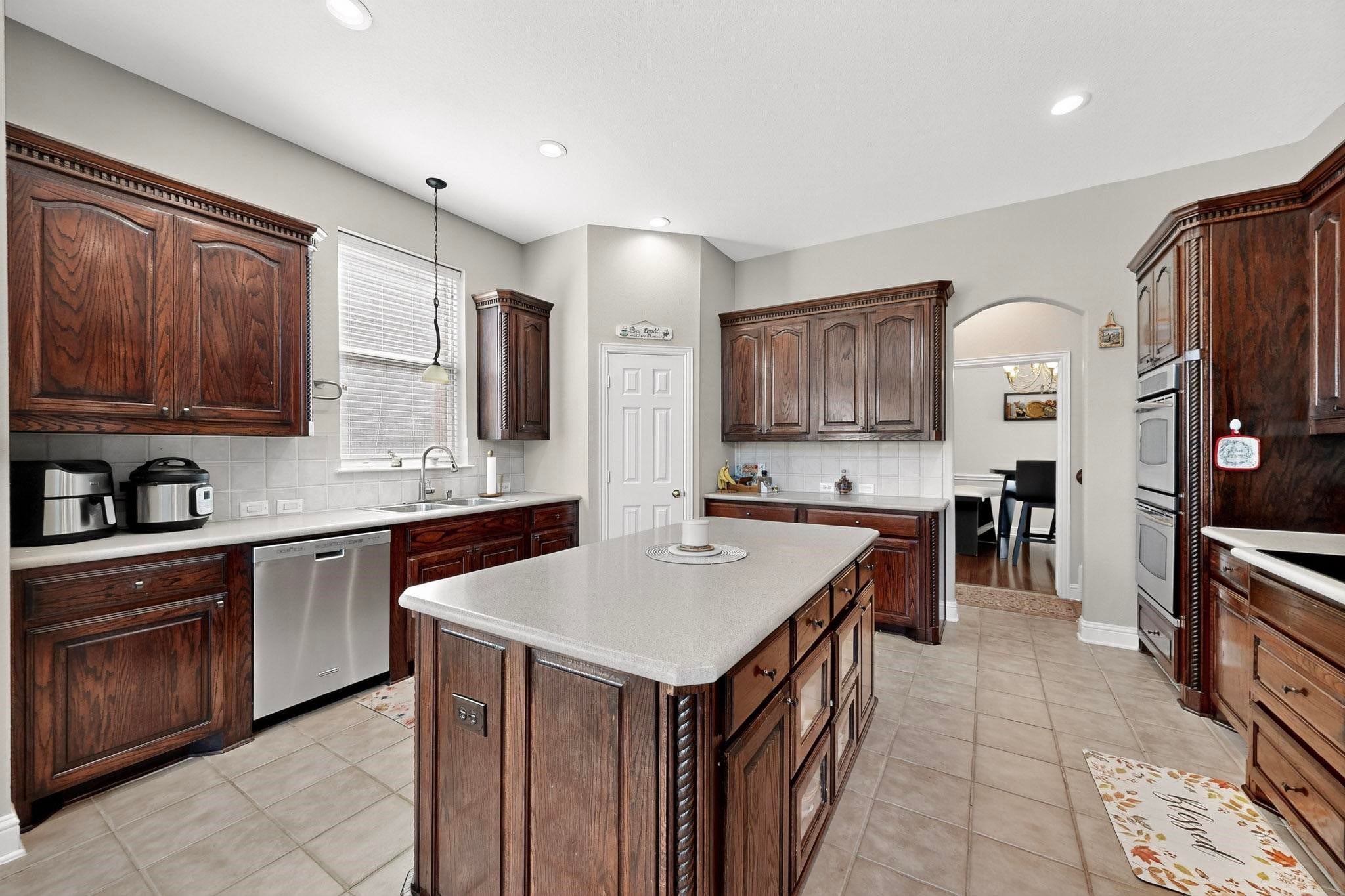 Frisco, Texas, 75034, United States, 5 Bedrooms Bedrooms, ,4 BathroomsBathrooms,Residential,For Sale,1986081