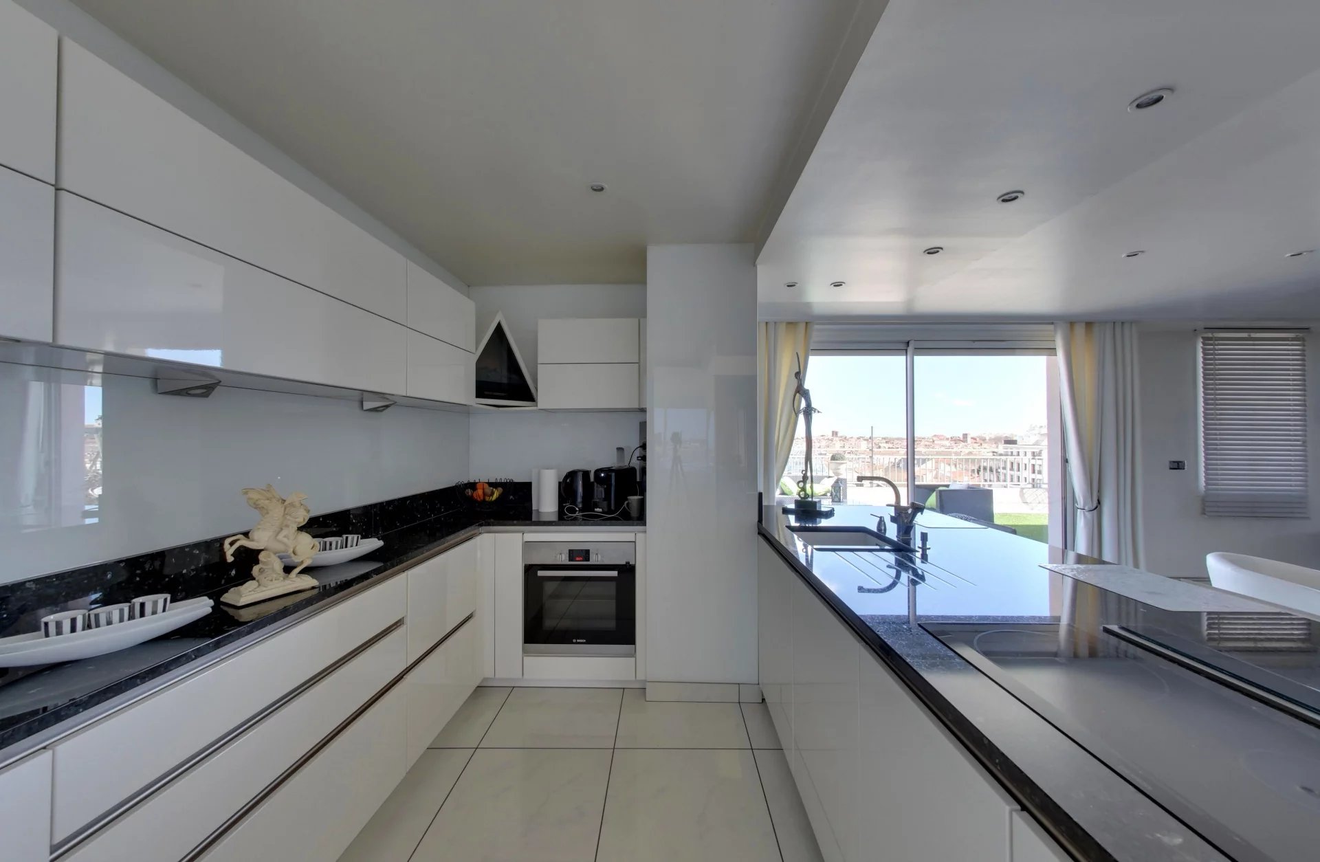 Perpignan, Occitanie, 66000, FR, 3 Bedrooms Bedrooms, ,1 BathroomBathrooms,Residential,For Sale,1442516