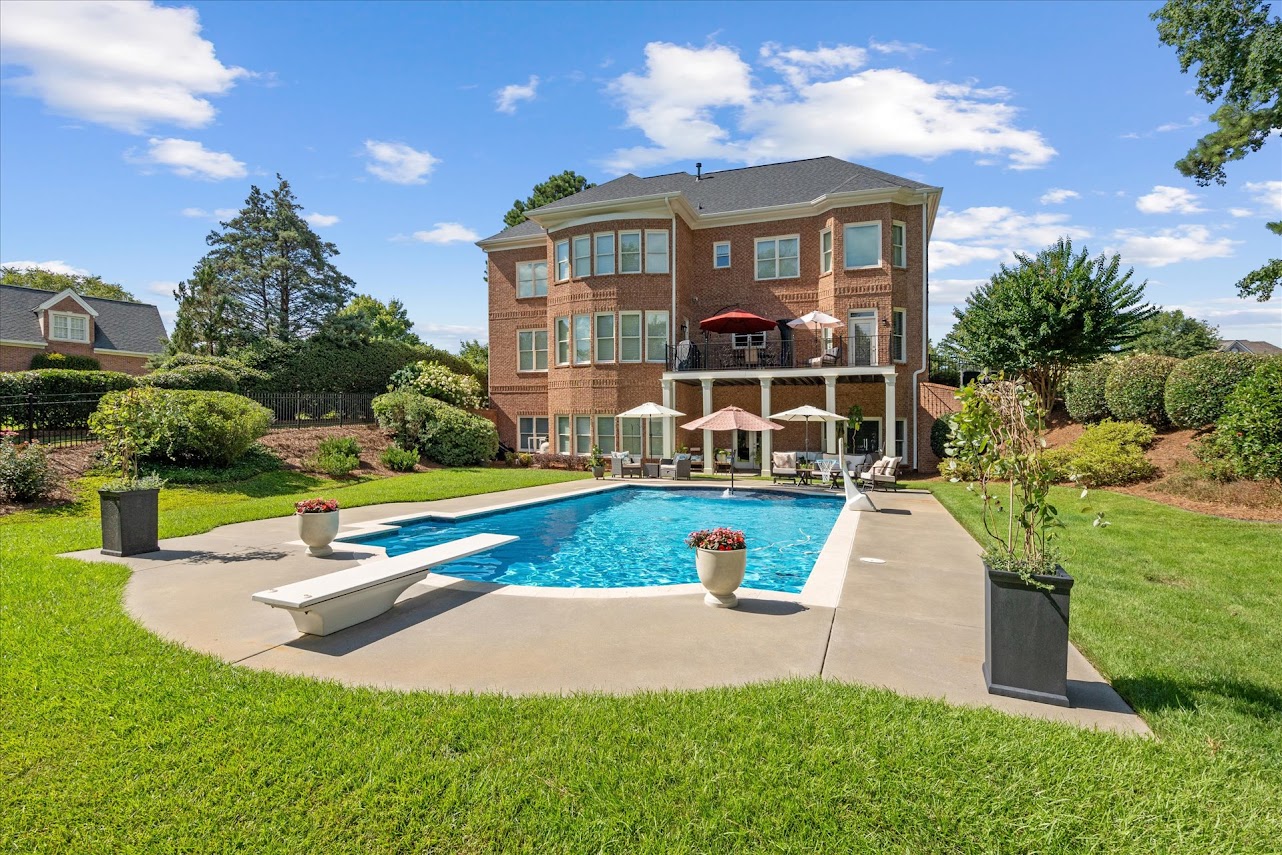 Carrollton, Georgia, 30116, United States, 6 Bedrooms Bedrooms, ,5 BathroomsBathrooms,Residential,For Sale,1893657