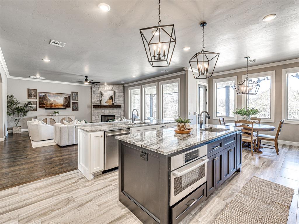 Arcadia, Oklahoma, 73007, United States, 4 Bedrooms Bedrooms, ,5 BathroomsBathrooms,Residential,For Sale,2034097