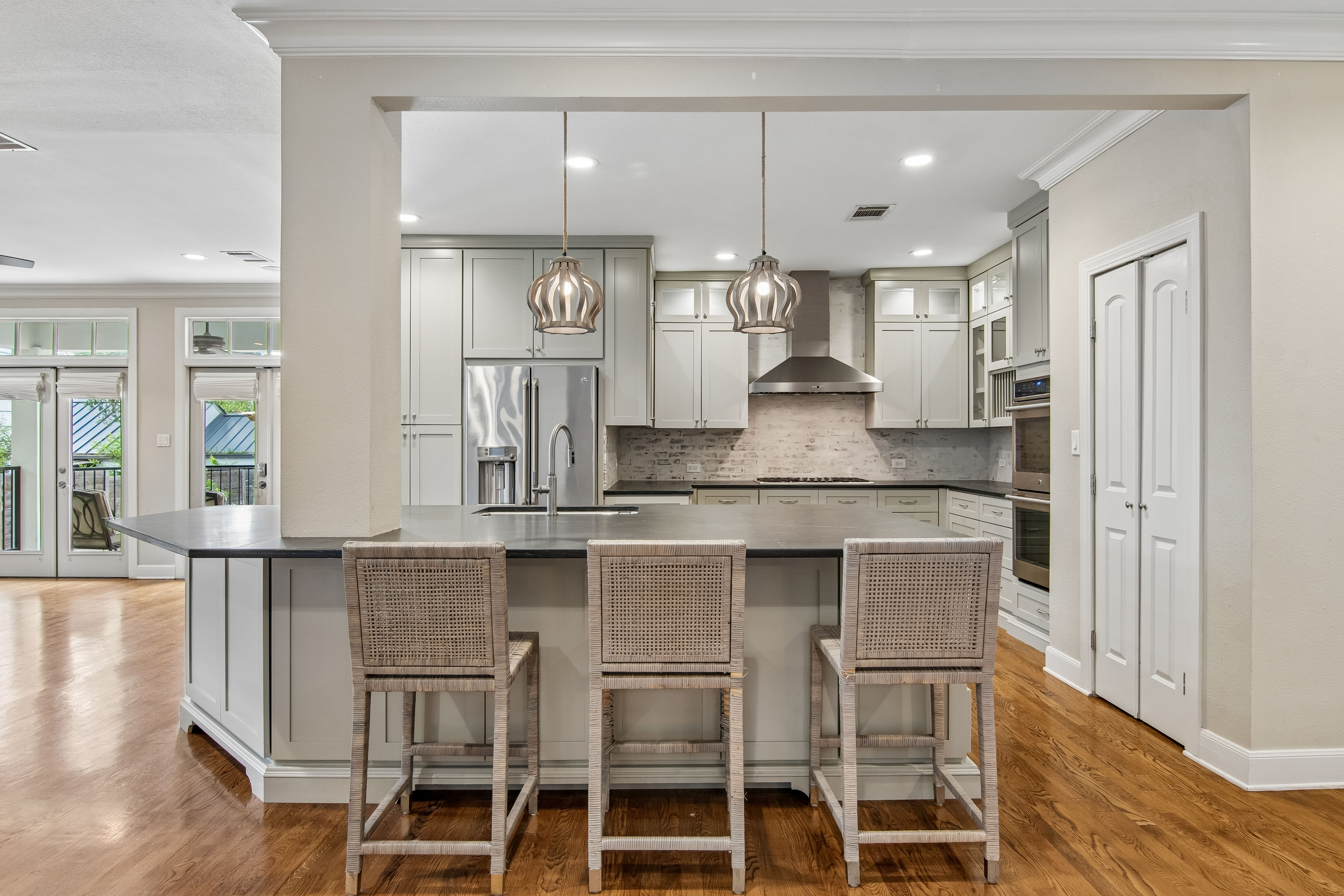  Private Estate on Oversized Alamo Heights Lot - 物件實景