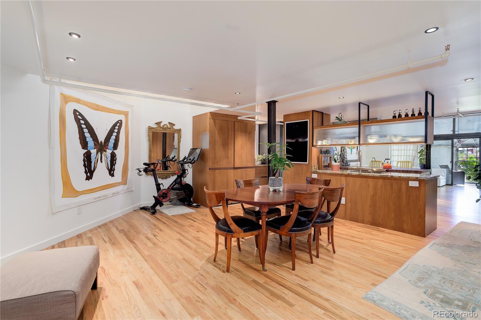 Denver, Colorado, 80205, United States, 1 Bedroom Bedrooms, ,2 BathroomsBathrooms,Residential,For Sale,1804748