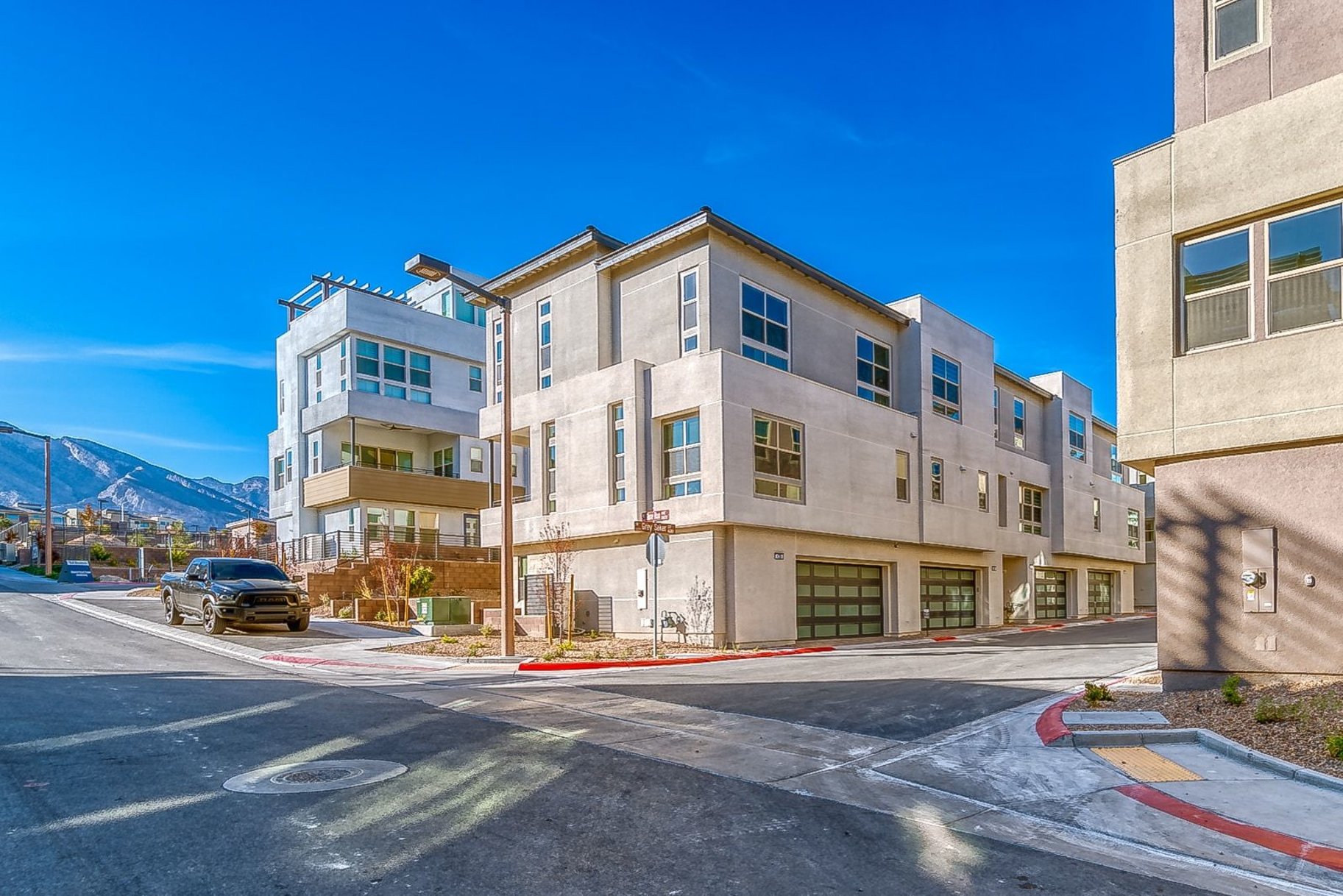  New to Market - 物件實景