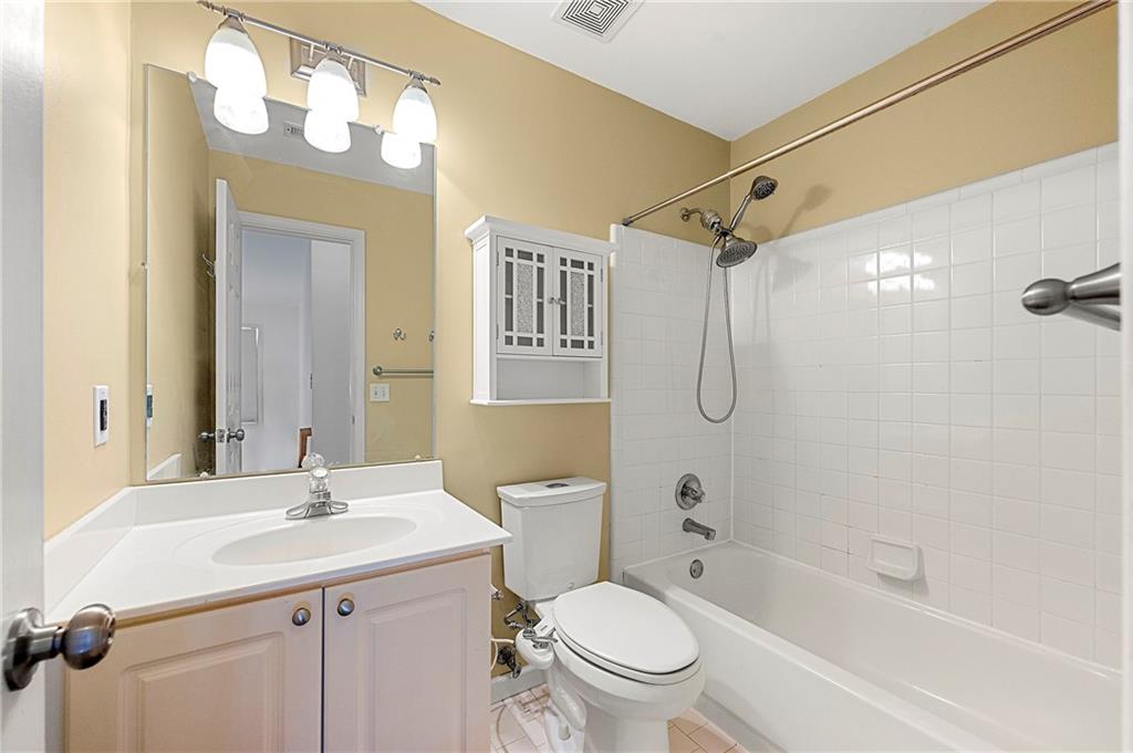 Roswell, Georgia, 30076, United States, 4 Bedrooms Bedrooms, ,3 BathroomsBathrooms,Residential,For Sale,1940935