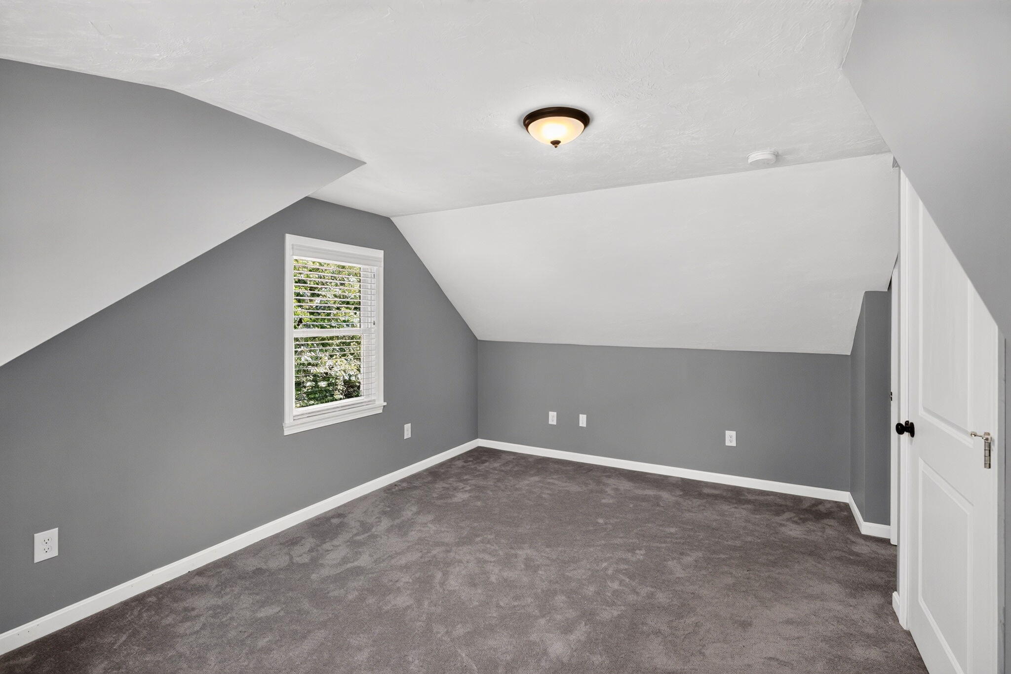  52 Willimantic Drive - 物件實景