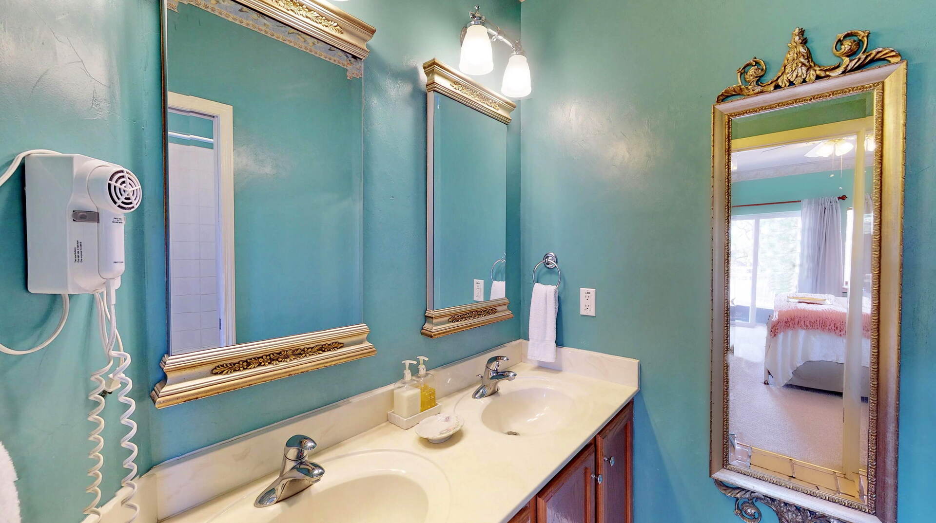 St George Island, Florida, 32328, United States, 4 Bedrooms Bedrooms, ,4 BathroomsBathrooms,Residential,For Sale,1762992