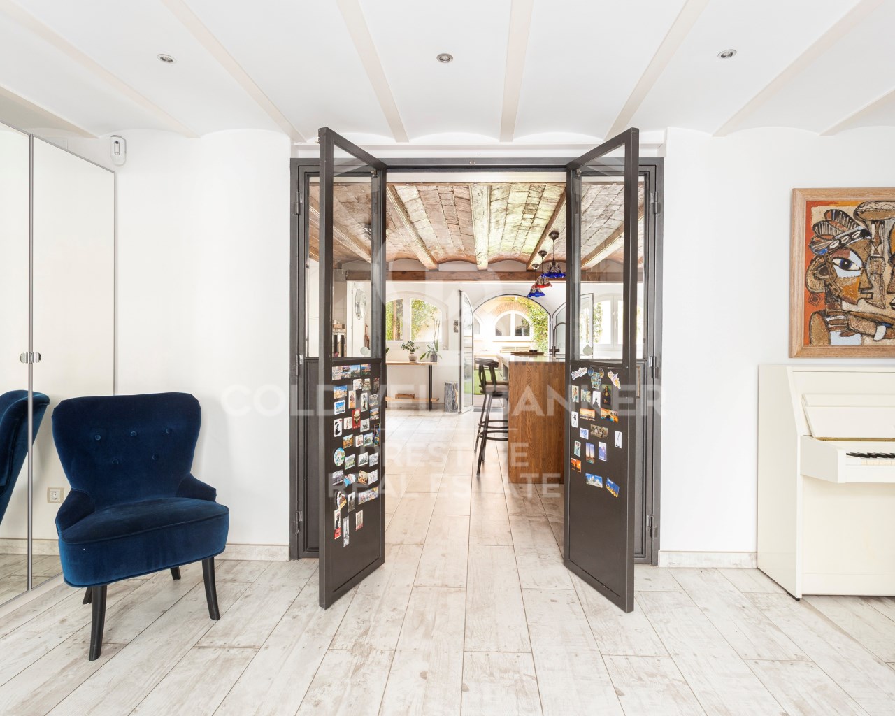 Barcelona, Catalonia, ES, 4 Bedrooms Bedrooms, ,3 BathroomsBathrooms,Residential,For Sale,1795299