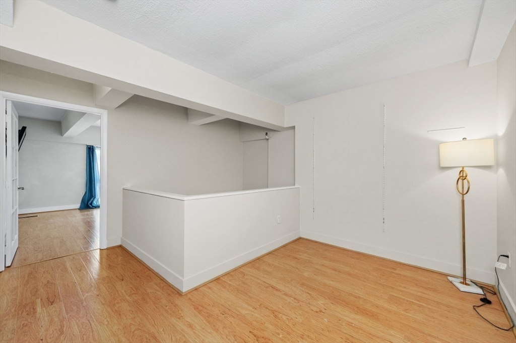 Boston, Massachusetts, 02129, United States, 1 Bedroom Bedrooms, ,2 BathroomsBathrooms,Residential,For Sale,1911386