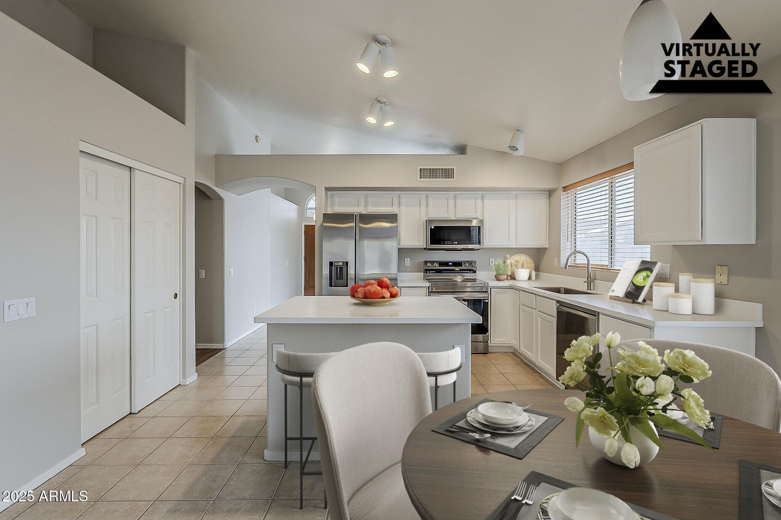 Phoenix, Arizona, 85044, United States, 3 Bedrooms Bedrooms, ,2 BathroomsBathrooms,Residential,For Sale,1938083