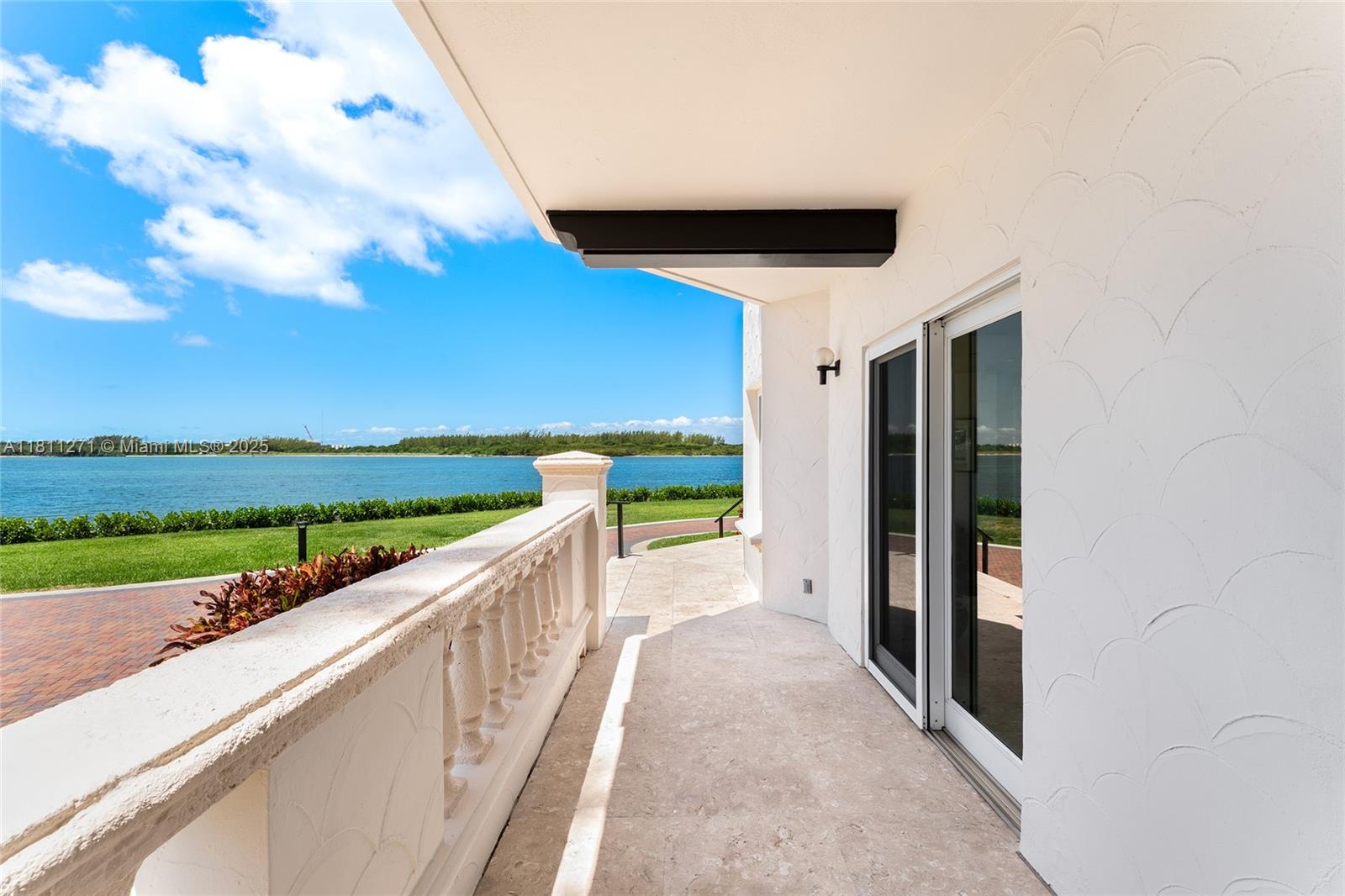 Miami Beach, Florida, 33109, United States, 4 Bedrooms Bedrooms, ,4 BathroomsBathrooms,Residential,For Sale,1837021