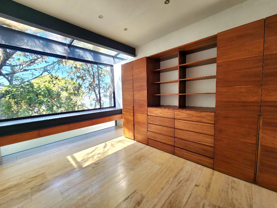 Valle de Bravo, Estado de México, 51200, Mexico, 4 Bedrooms Bedrooms, ,4 BathroomsBathrooms,Residential,For Sale,1722310