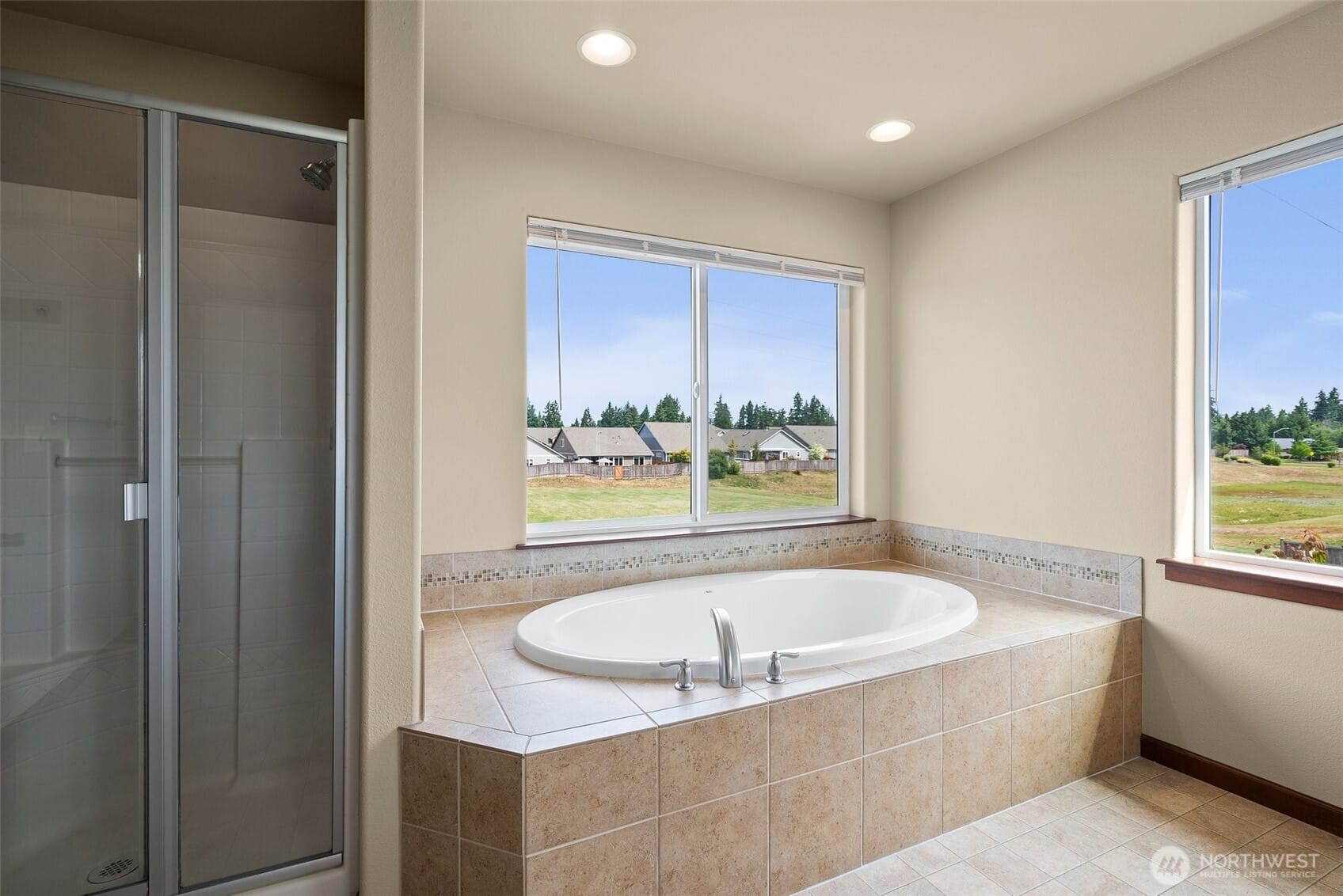 Puyallup, Washington, 98374, United States, 3 Bedrooms Bedrooms, ,3 BathroomsBathrooms,Residential,For Sale,1849998