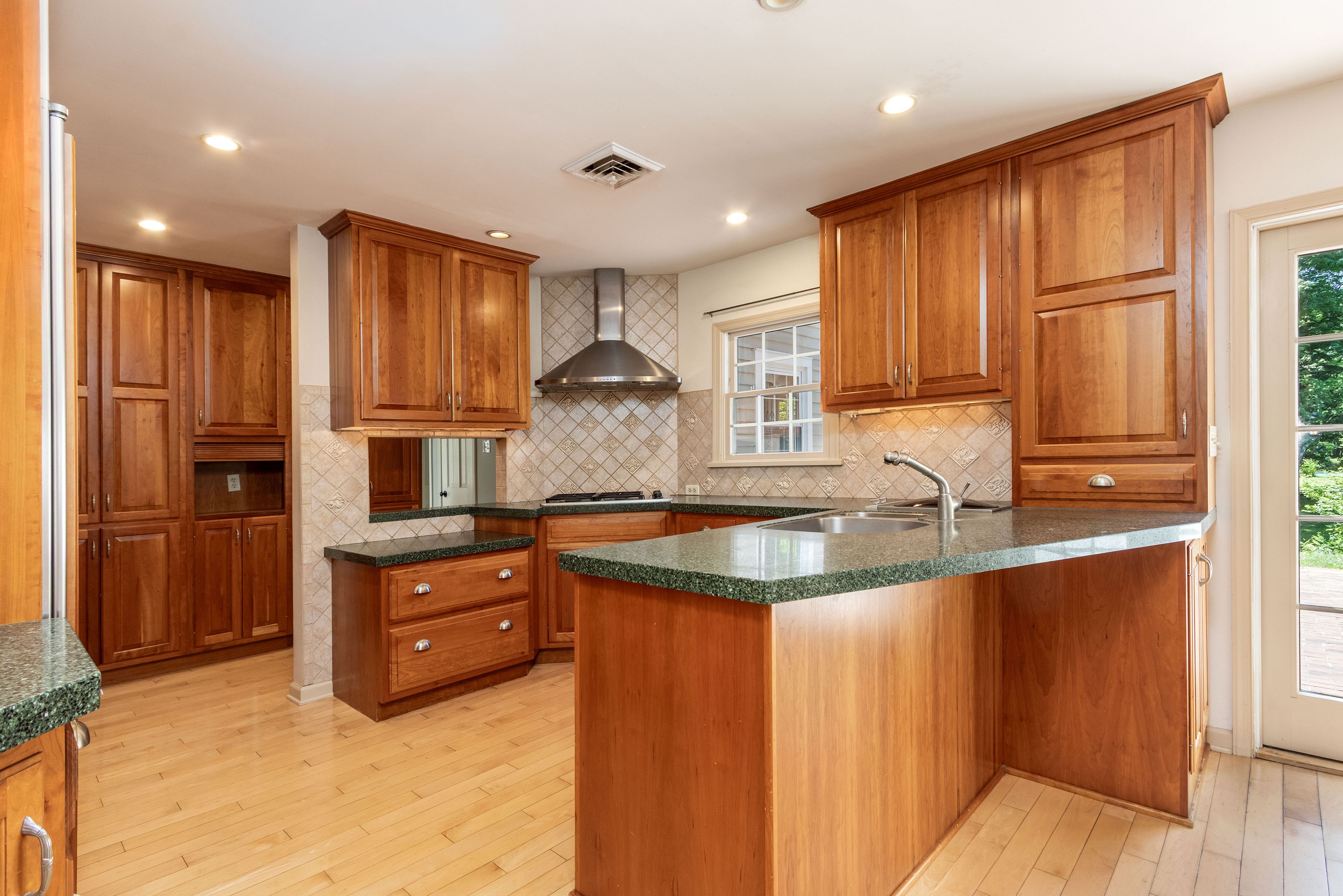  4444 Bergstrom Road, Doylestown, PA 18902 - 物件實景