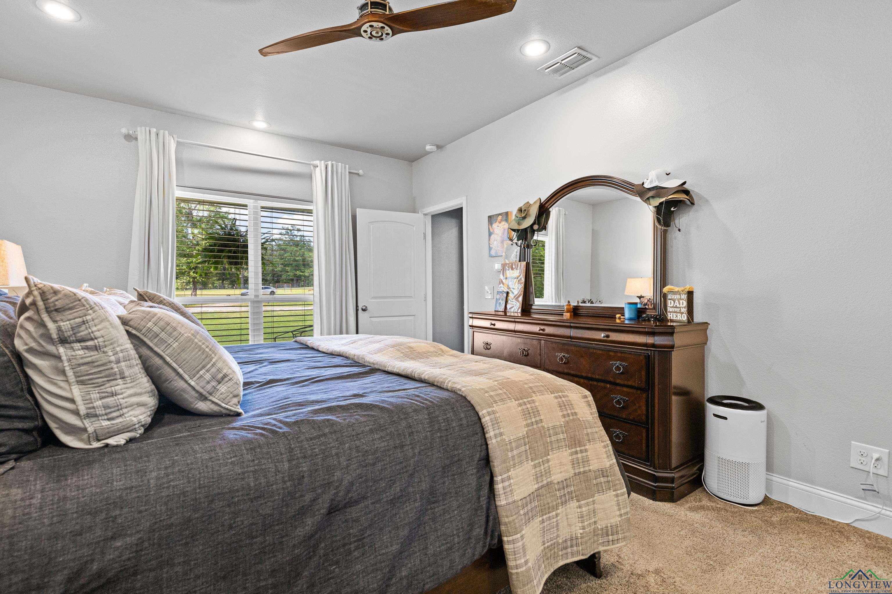 Winona, Texas, 75792, United States, 3 Bedrooms Bedrooms, ,2 BathroomsBathrooms,Residential,For Sale,1866525