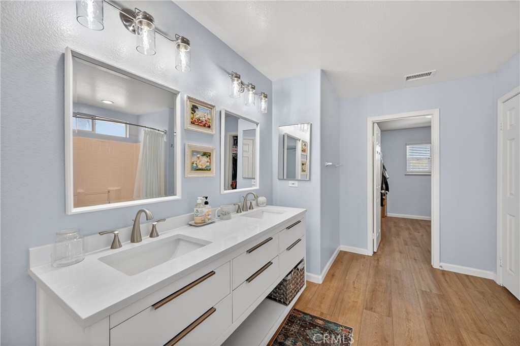 Hemet, California, 92545, United States, 6 Bedrooms Bedrooms, ,3 BathroomsBathrooms,Residential,For Sale,2044409