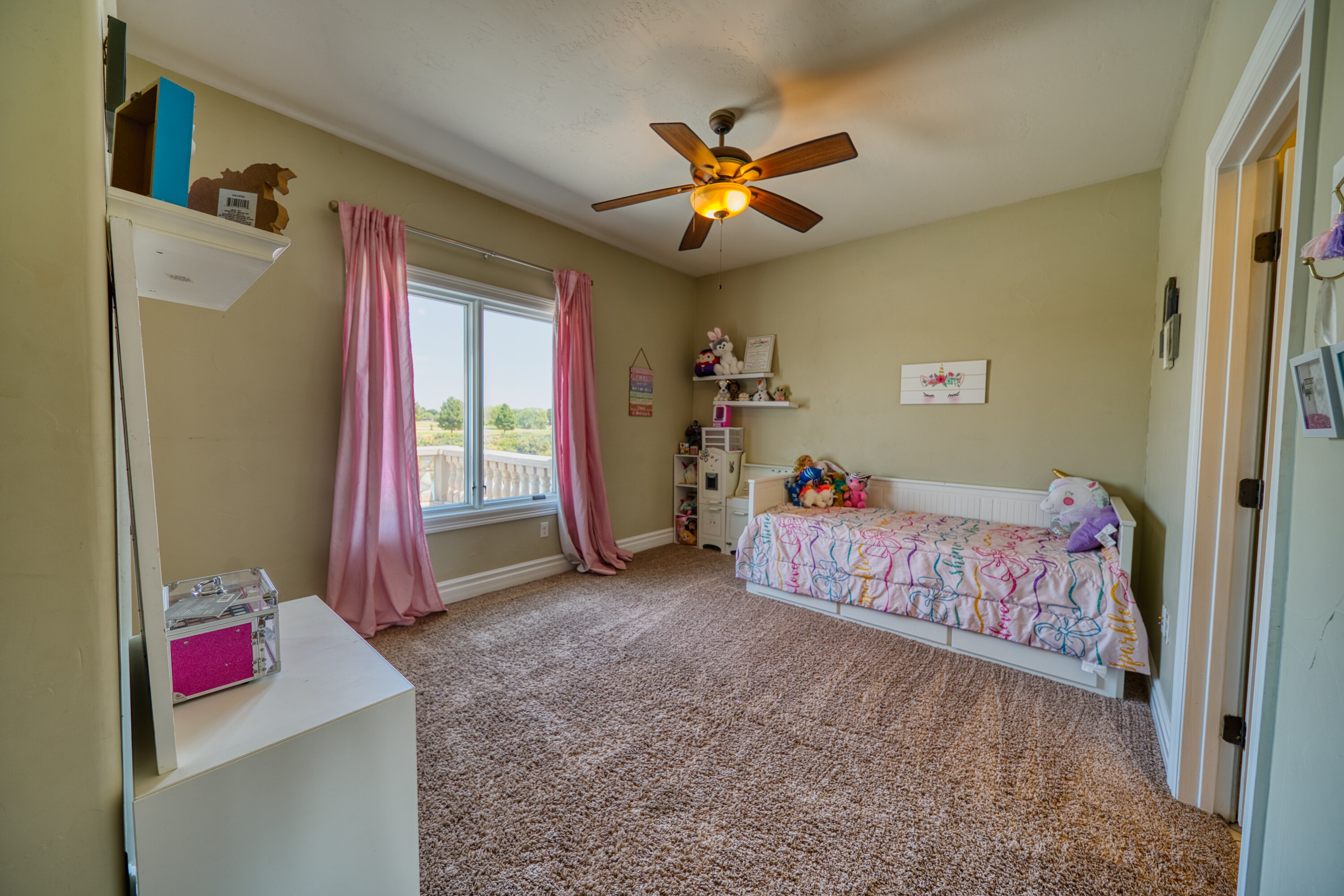 Carlsbad, New Mexico, 88220, United States, 5 Bedrooms Bedrooms, ,4 BathroomsBathrooms,Residential,For Sale,1974334