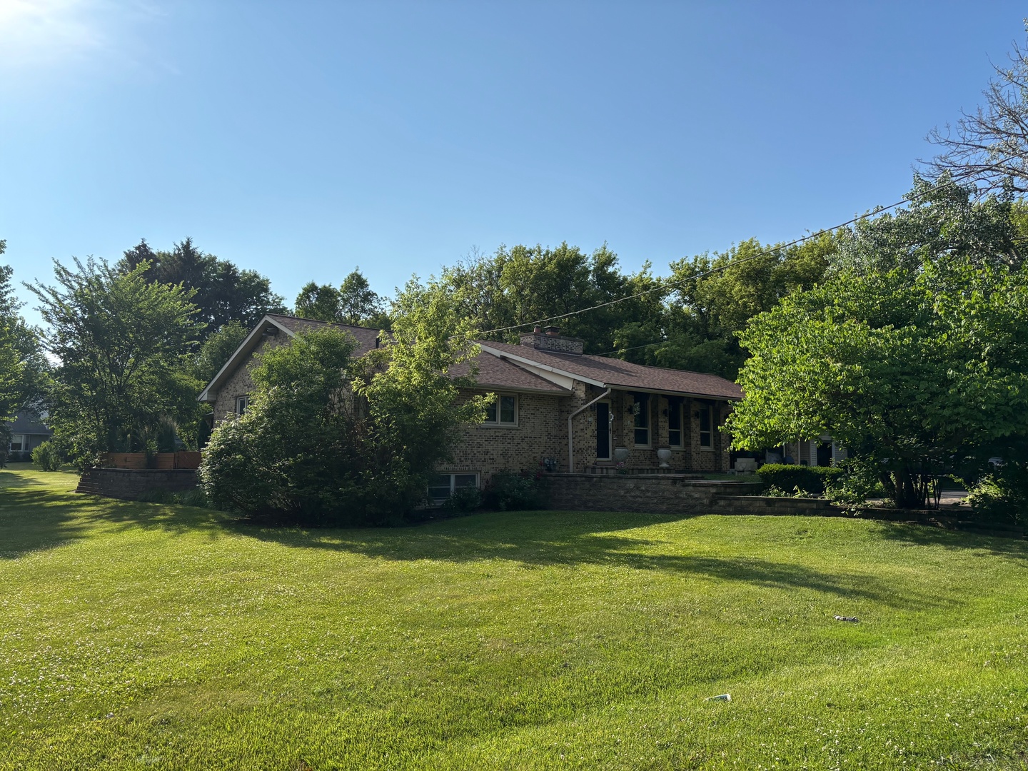 Mundelein, Illinois, 60060, United States, 4 Bedrooms Bedrooms, ,3 BathroomsBathrooms,Residential,For Sale,1743413