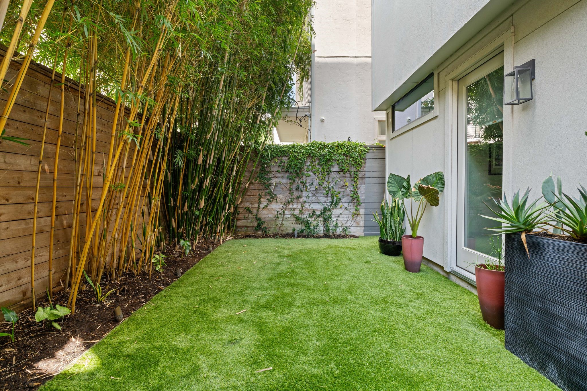  2622 Greenbriar Drive - 物件實景