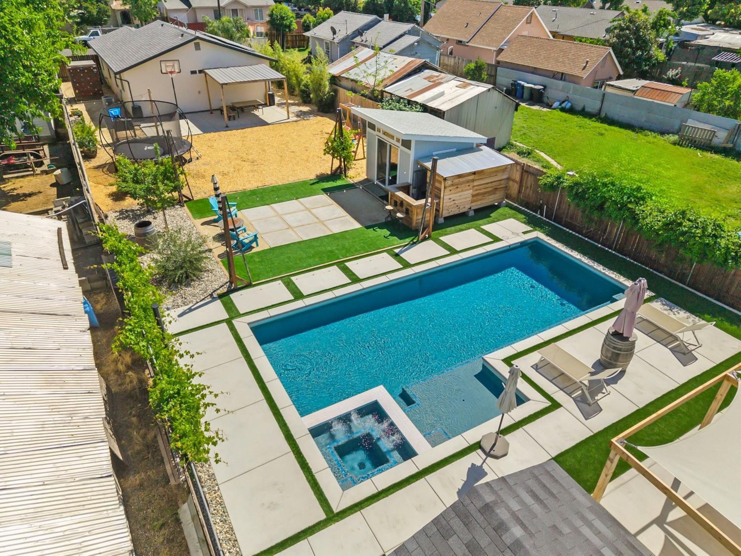  5060 Mendocino Boulevard, Sacramento, CA 95820 - 物件實景