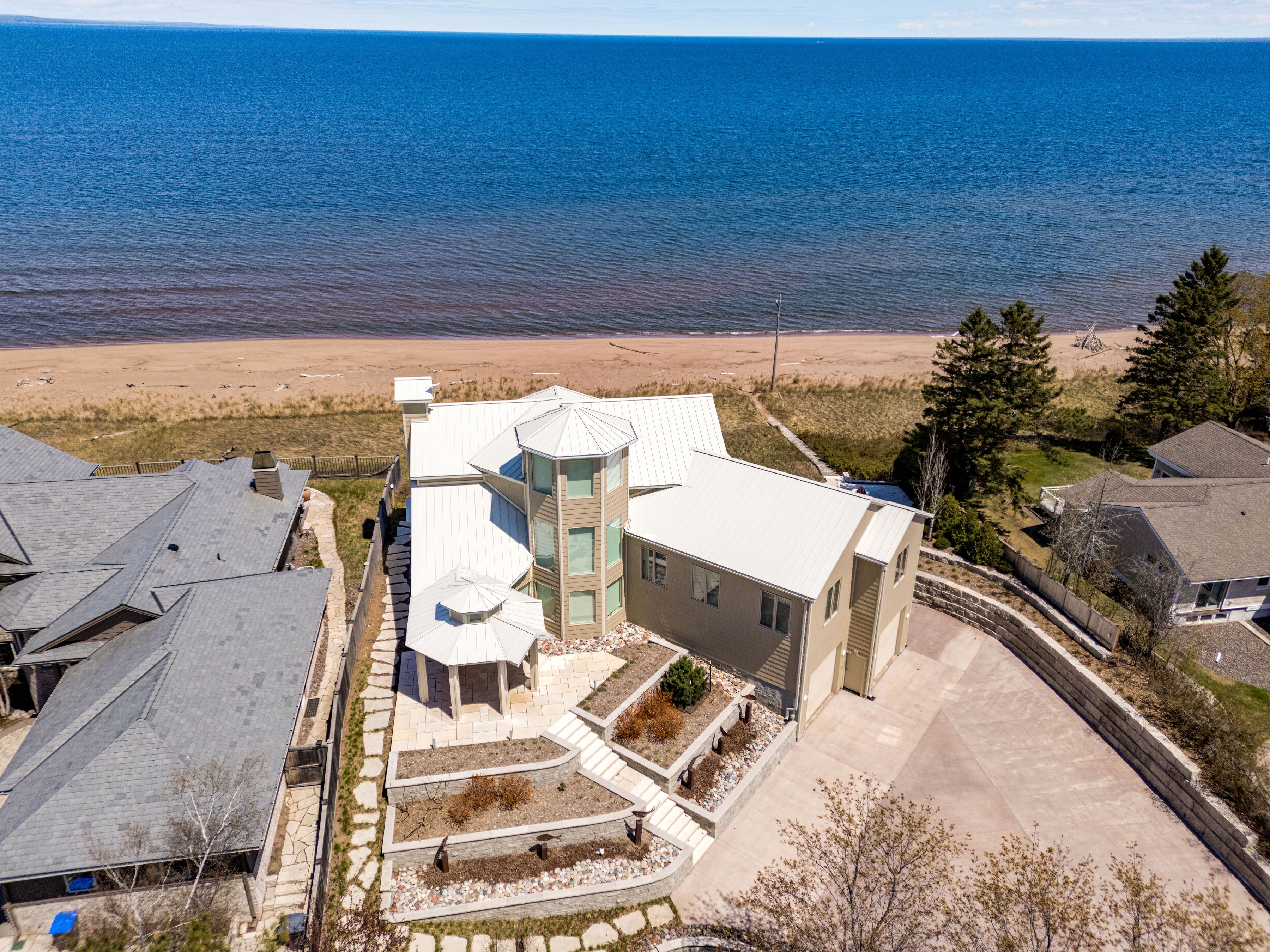  Lake Superior Legacy Beach House - 物件實景