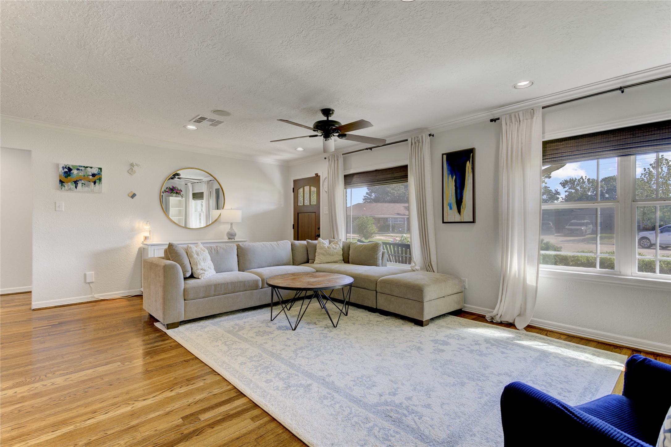  3007 Topham Circle - 物件實景