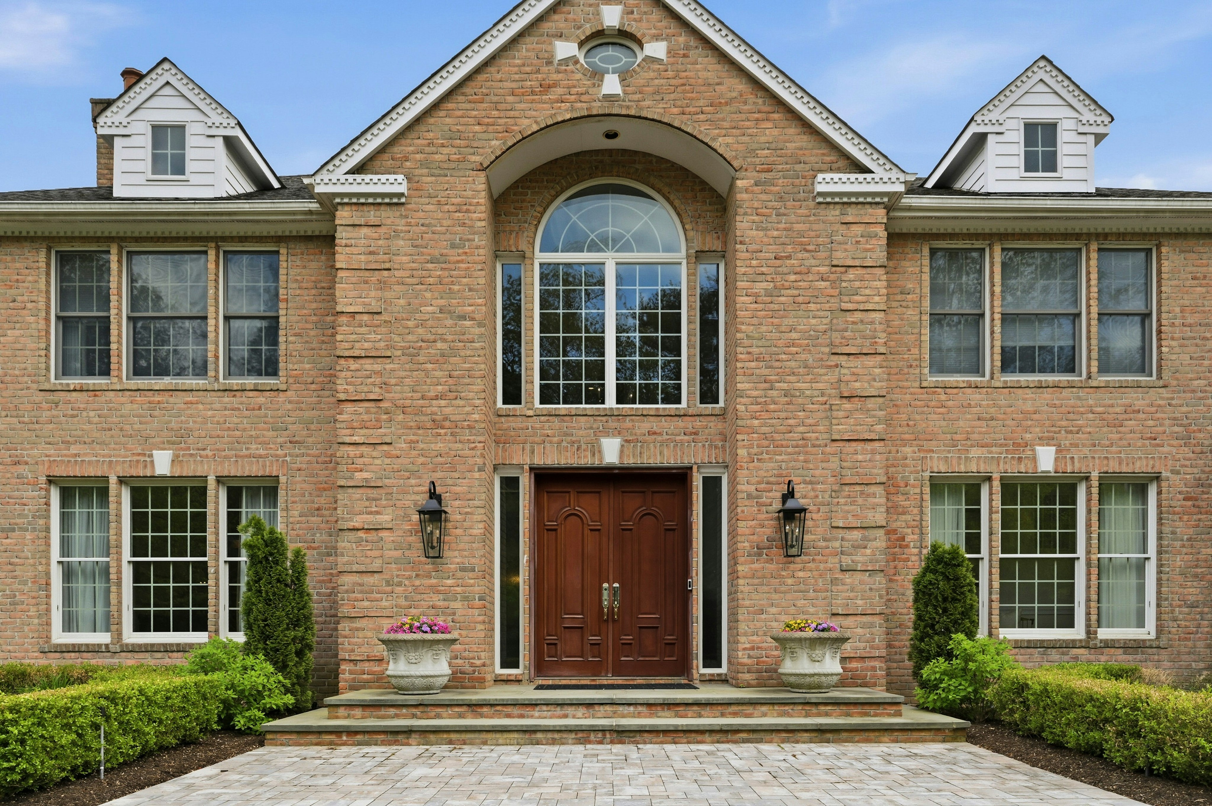  5 Westwood Court, Glen Head, NY, 11545 - 物件實景