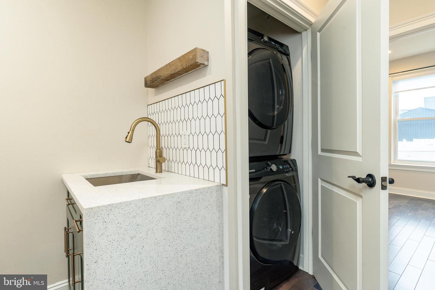 Philadelphia, Pennsylvania, 19130, United States, 3 Bedrooms Bedrooms, ,3 BathroomsBathrooms,Residential,For Sale,2001653