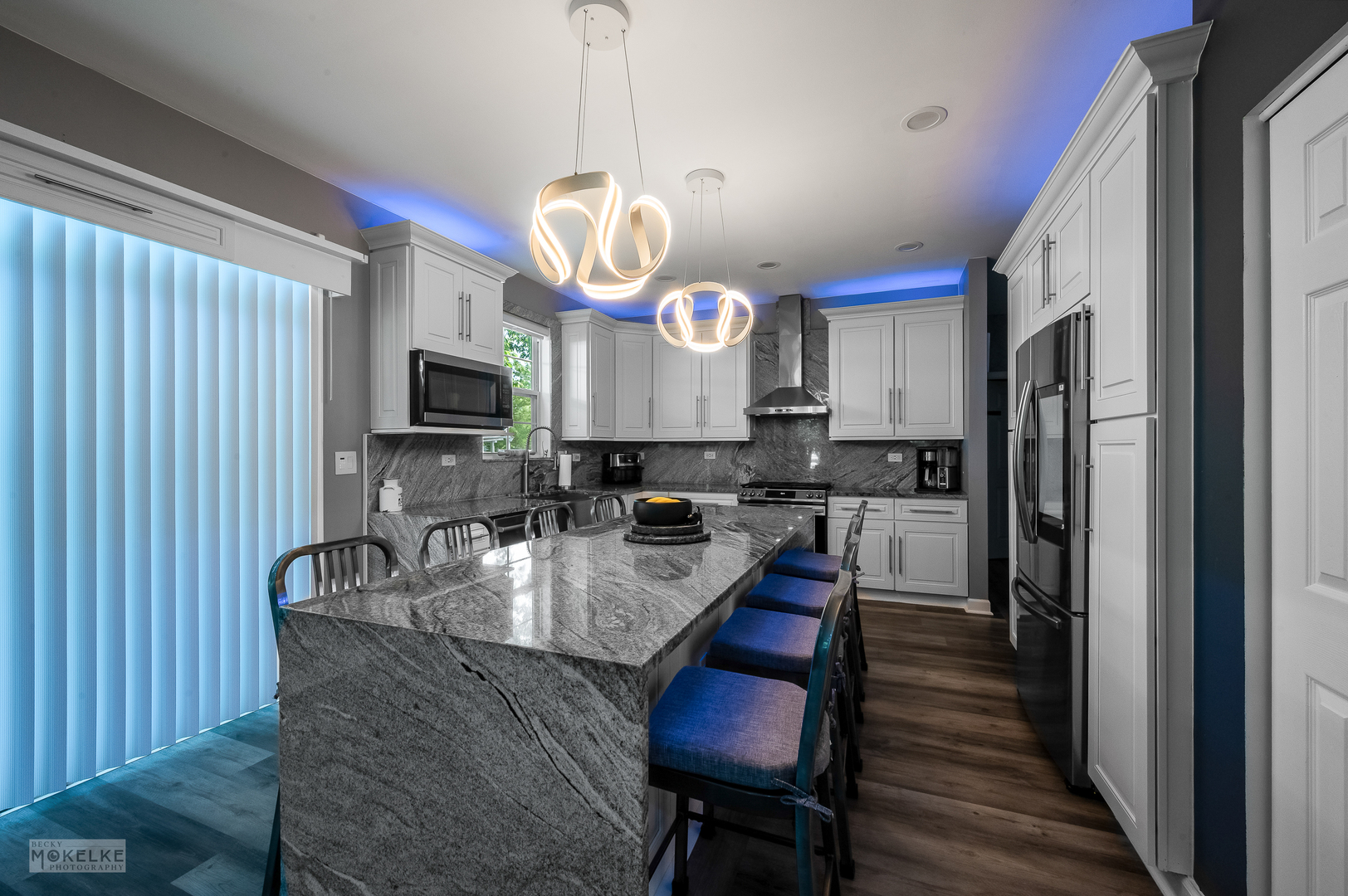 Montgomery, Illinois, 60538, United States, 5 Bedrooms Bedrooms, ,4 BathroomsBathrooms,Residential,For Sale,1925082