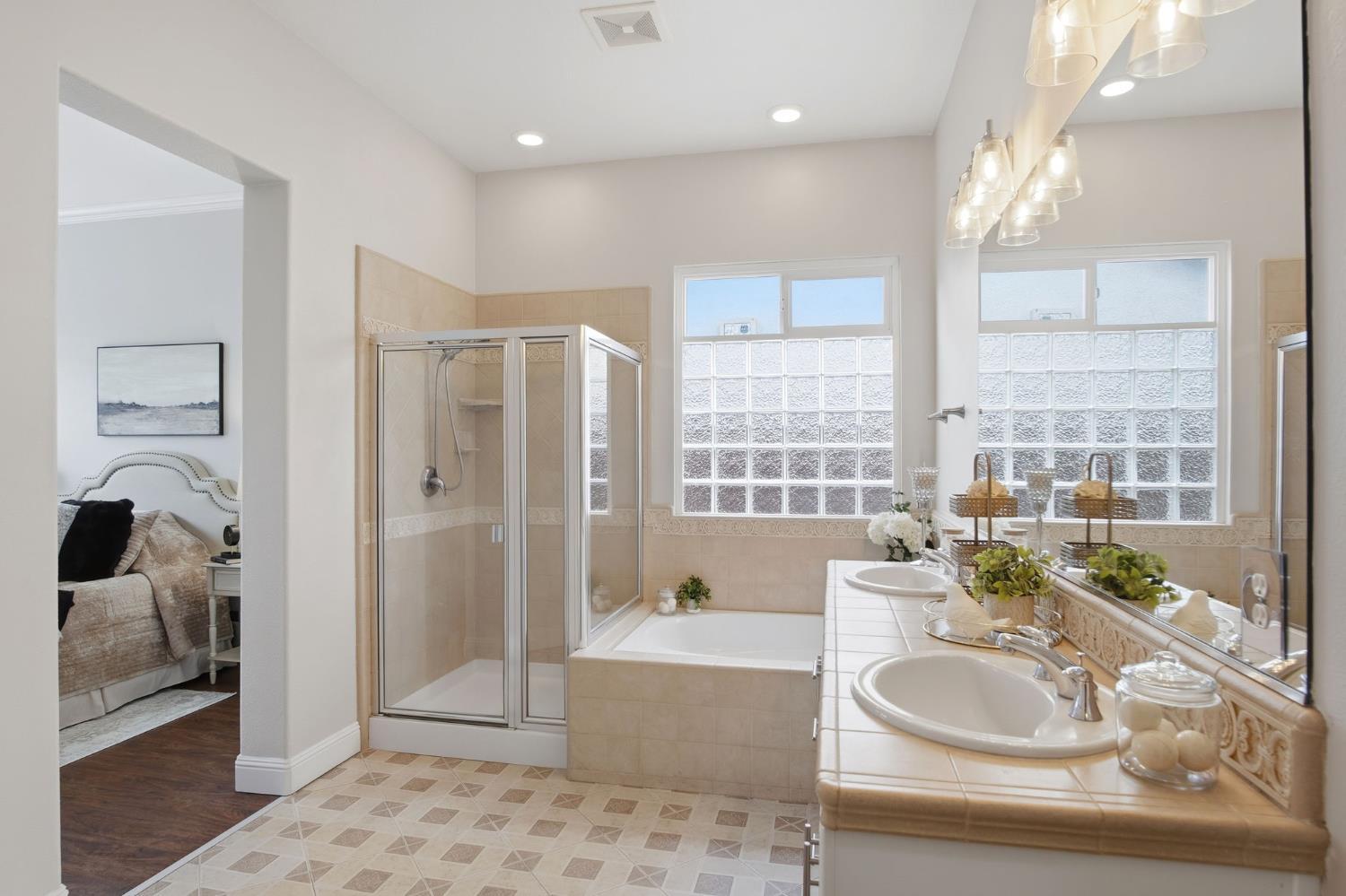 Oakdale, California, 95361, United States, 3 Bedrooms Bedrooms, ,3 BathroomsBathrooms,Residential,For Sale,2007745