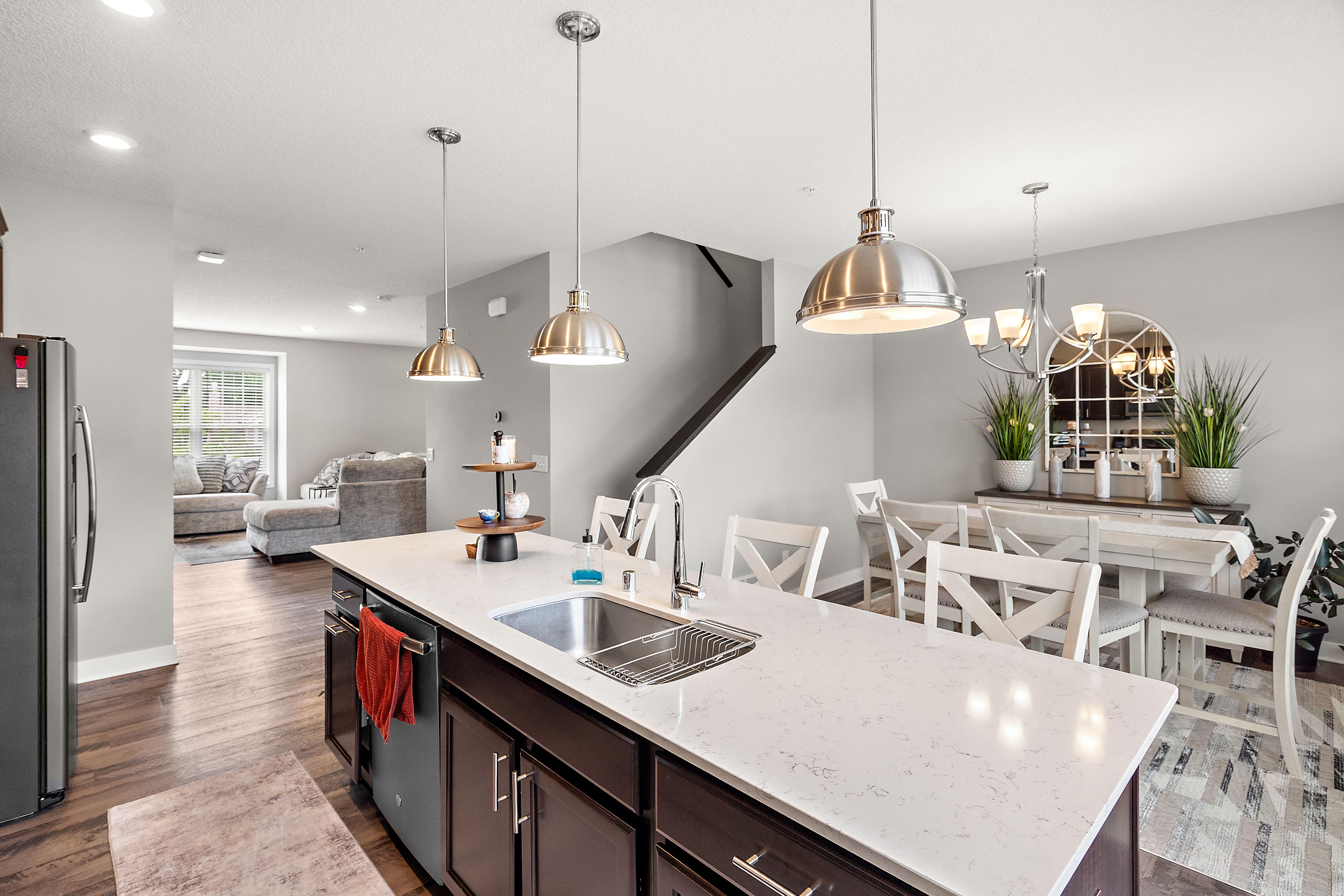  Sophisticated Townhome in Coveted Downtown Anoka - 物件實景