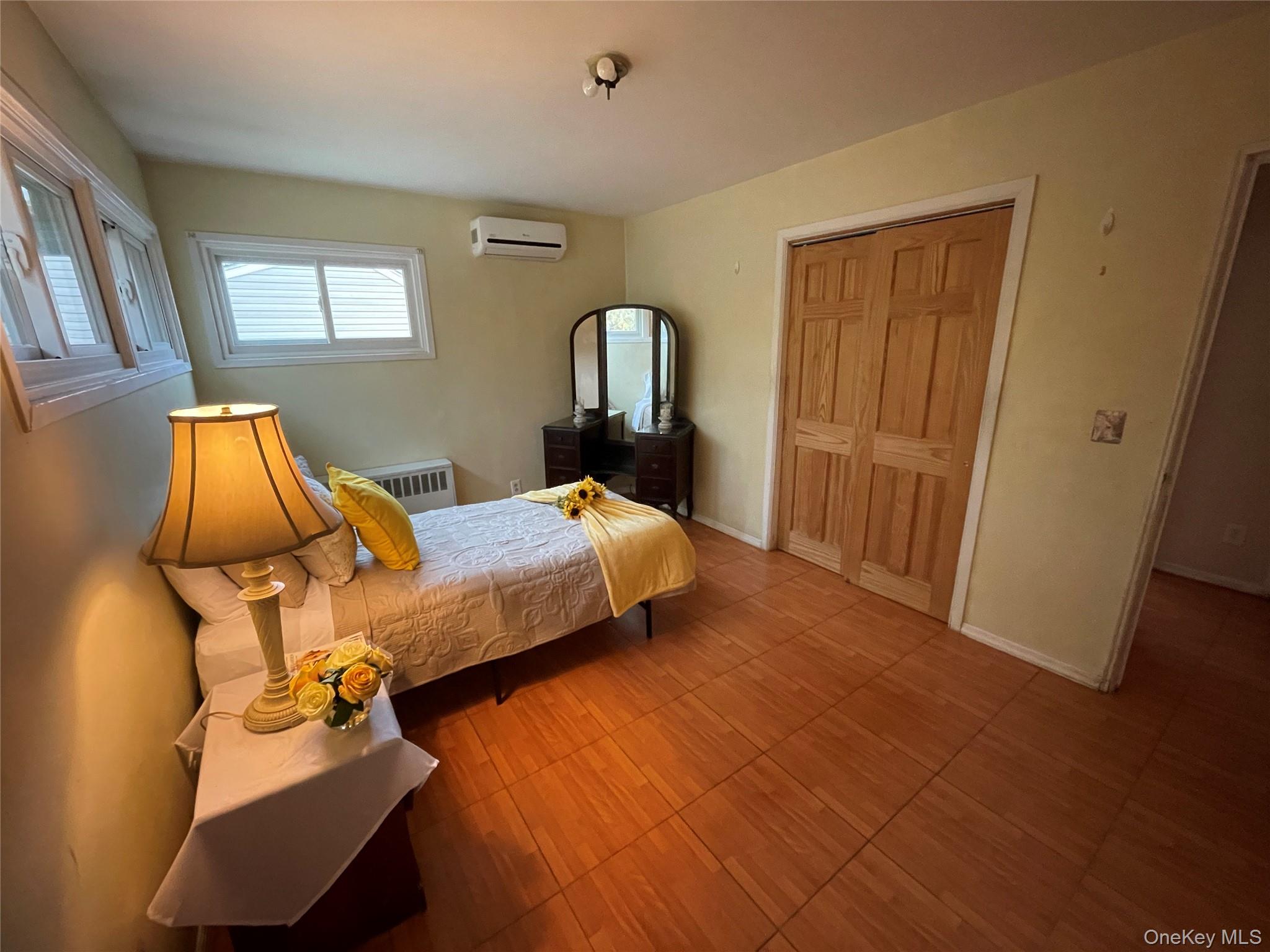 North Babylon, New York, 11703, United States, 3 Bedrooms Bedrooms, ,1 BathroomBathrooms,Residential,For Sale,1990233