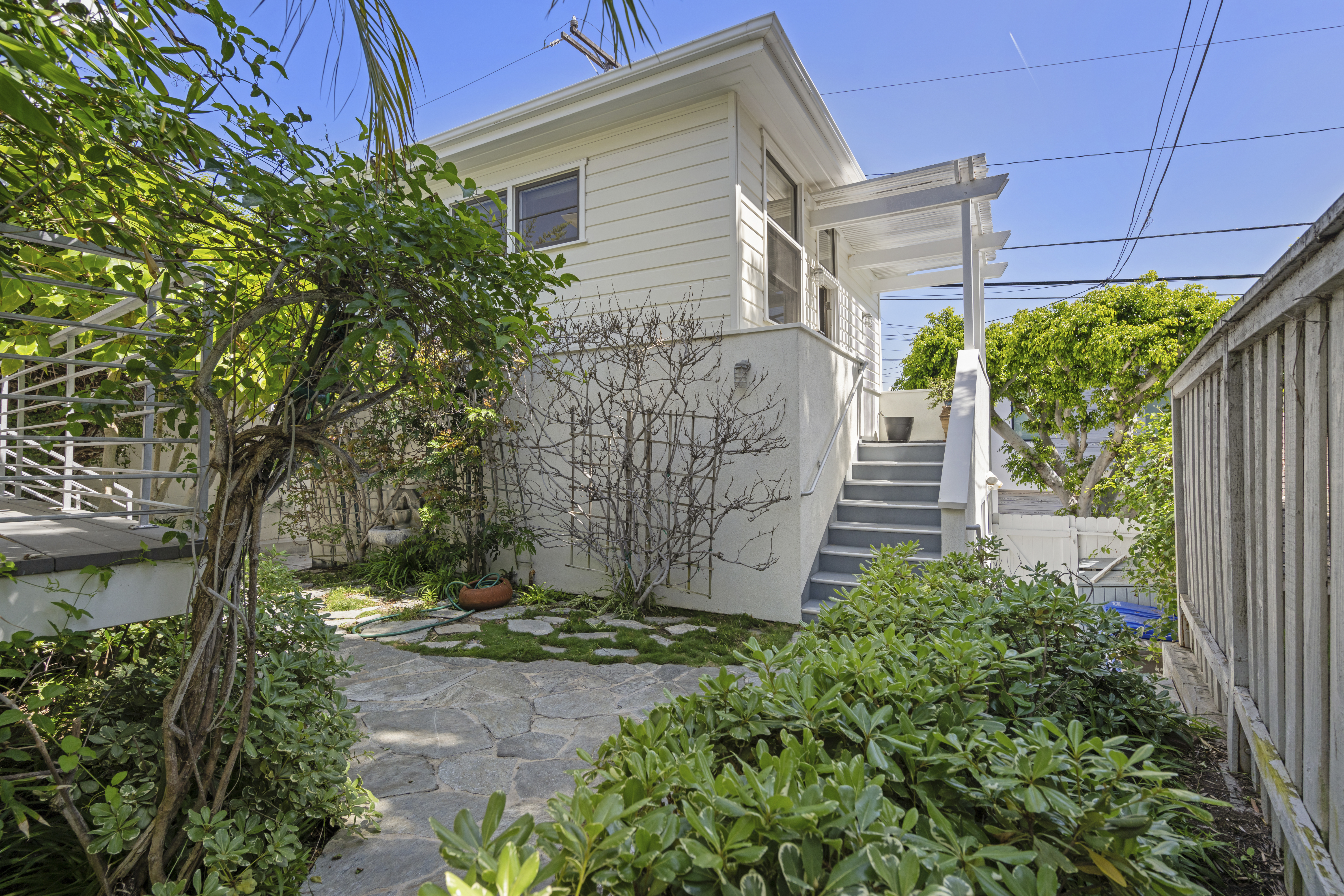  2108 Grandview Avenue, Manhattan Beach, CA 90266 - 物件實景