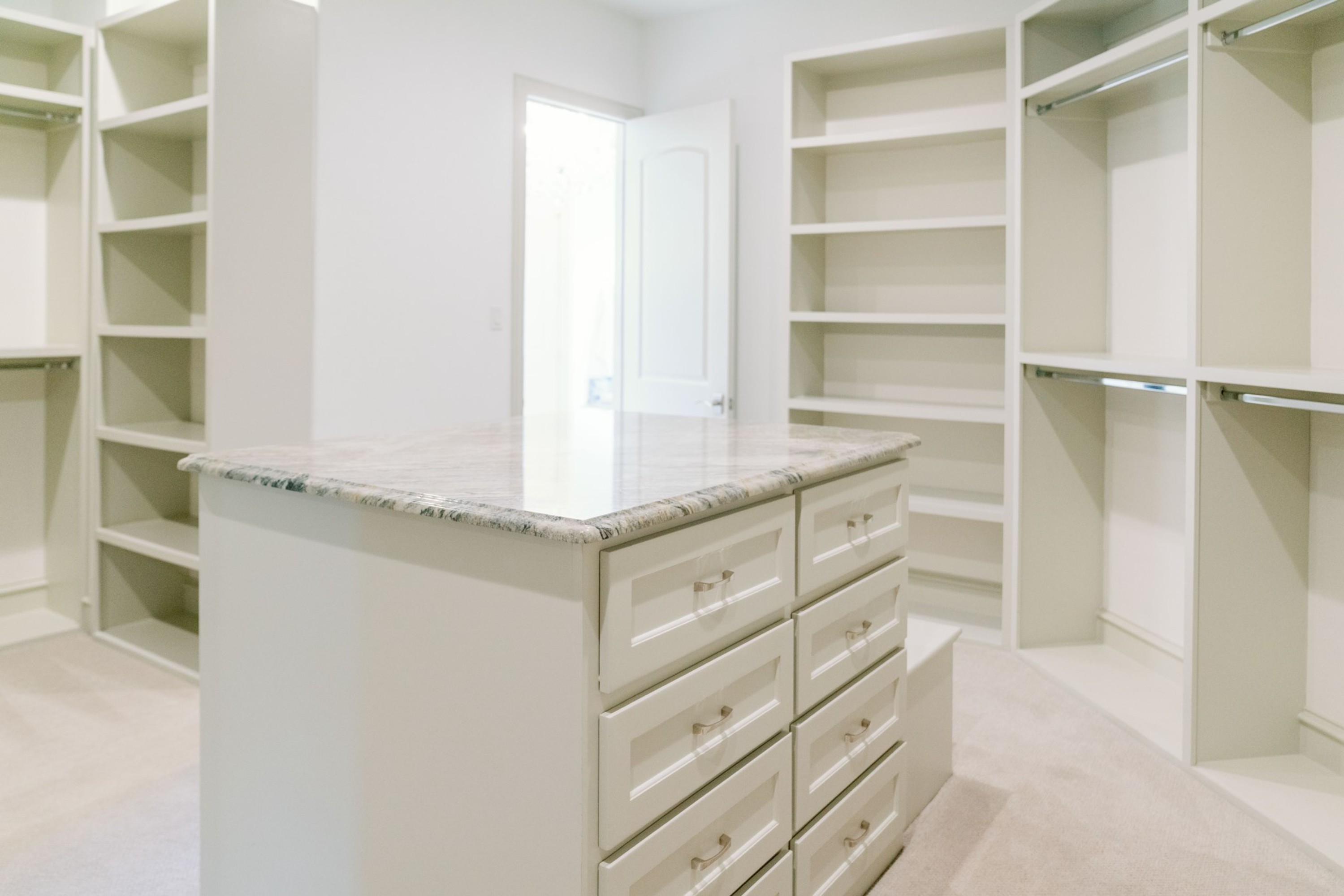  French Elegance in the heart of Highland Park zoned to Bradfield - 物件實景