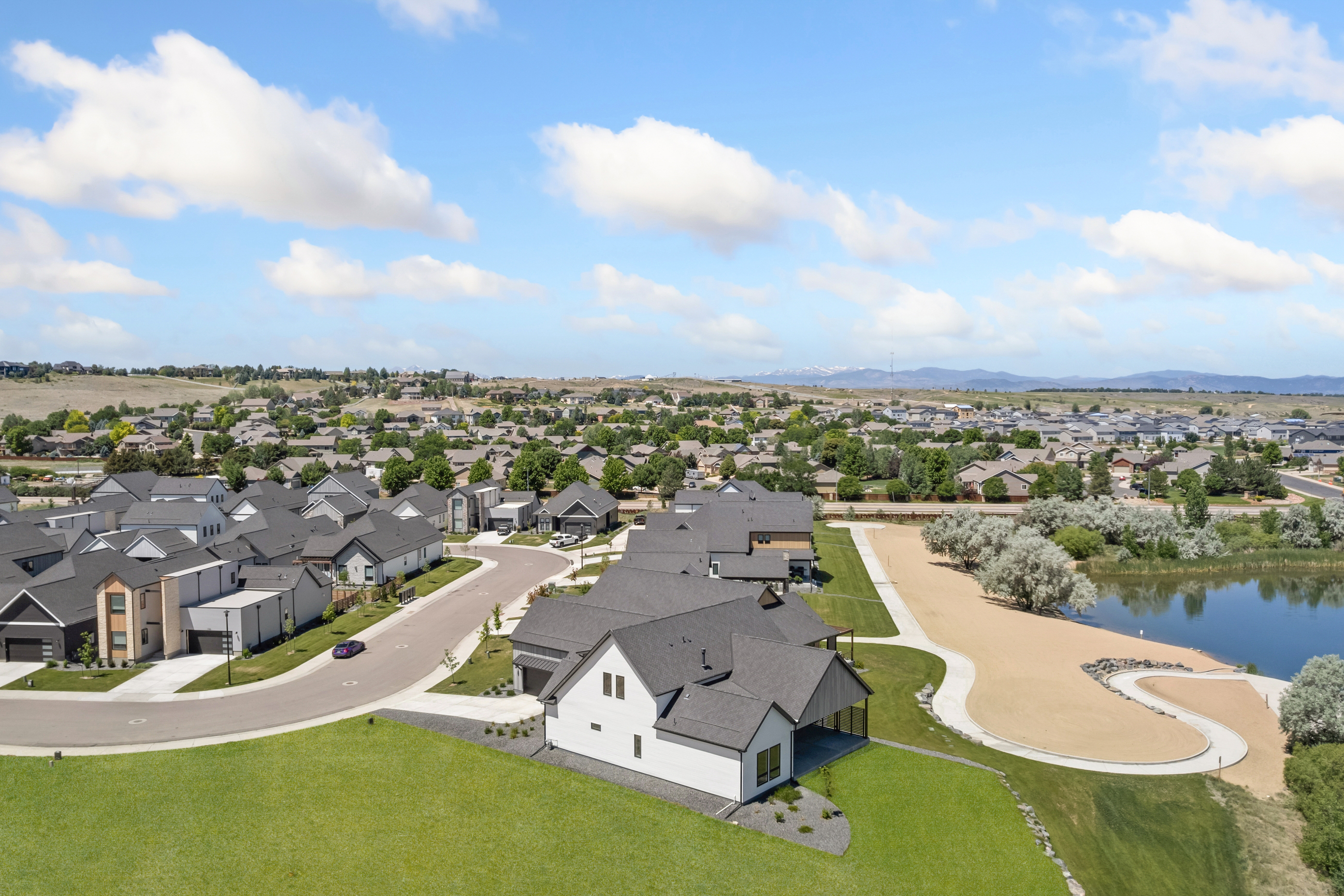  Water Valley Lakefront Living Located on one of the Best Lots - 物件實景