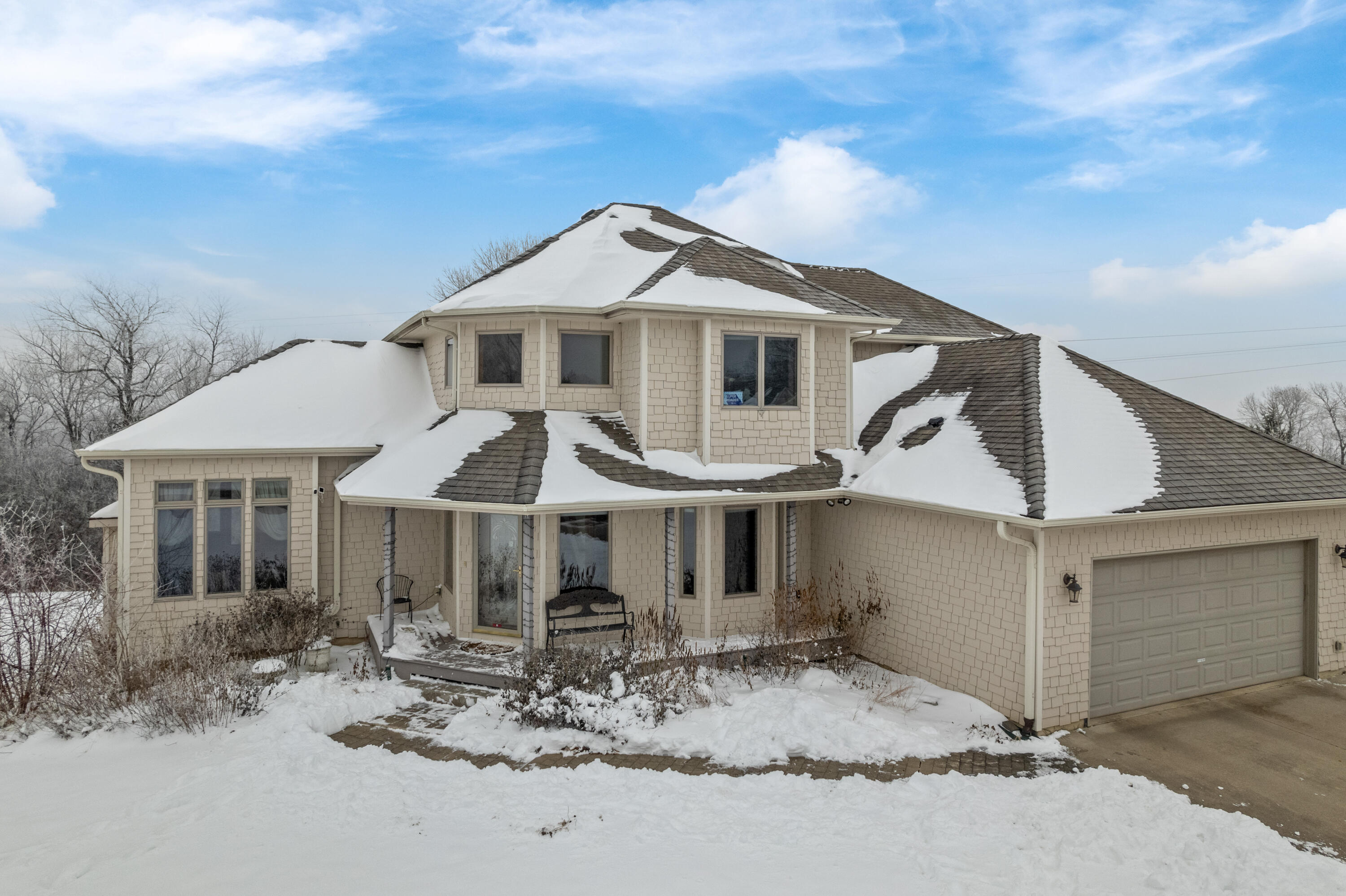 Shelby, Wisconsin, 54601, United States, 4 Bedrooms Bedrooms, ,4 BathroomsBathrooms,Residential,For Sale,2000335