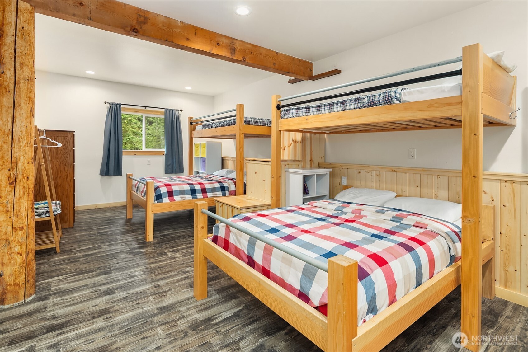 Clinton, Washington, 98236, United States, 3 Bedrooms Bedrooms, ,2 BathroomsBathrooms,Residential,For Sale,1949676