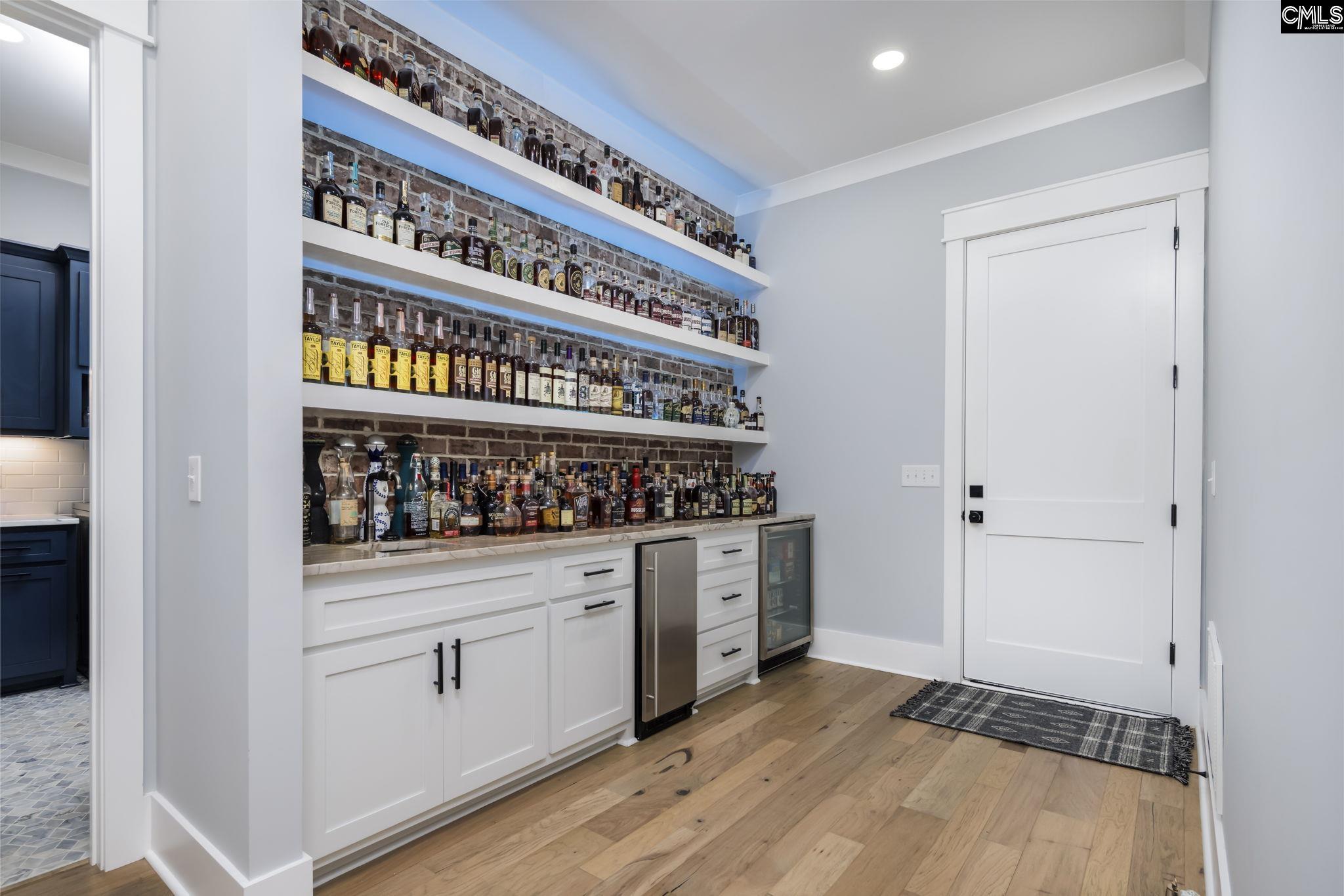 Lexington, South Carolina, 29072, United States, 4 Bedrooms Bedrooms, ,5 BathroomsBathrooms,Residential,For Sale,1935247