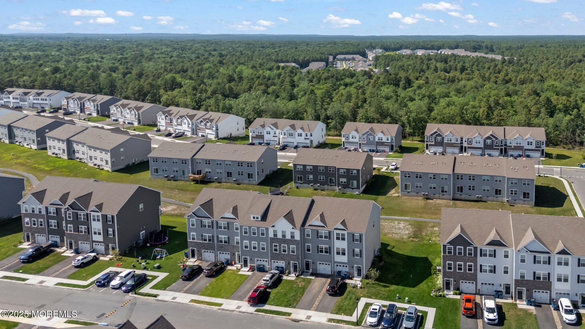 Jackson, New Jersey, 08527, United States, 3 Bedrooms Bedrooms, ,4 BathroomsBathrooms,Residential,For Sale,1979150