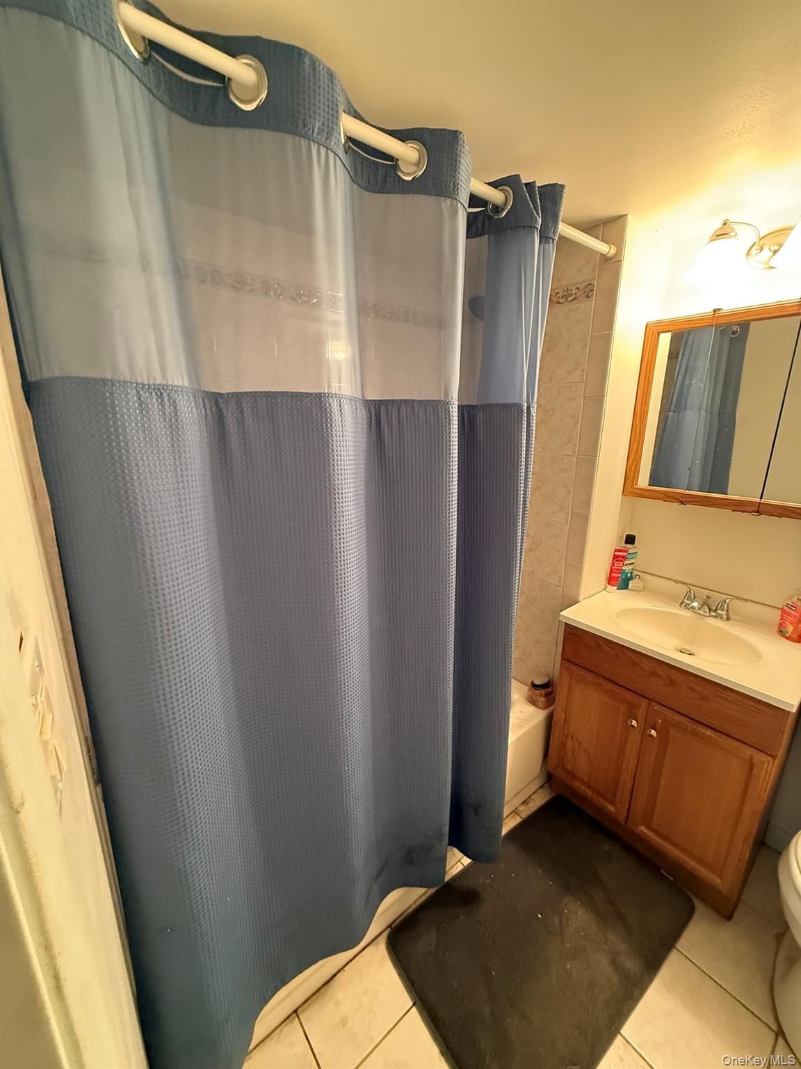 Levittown, New York, 11756, United States, 4 Bedrooms Bedrooms, ,2 BathroomsBathrooms,Residential,For Sale,2008585