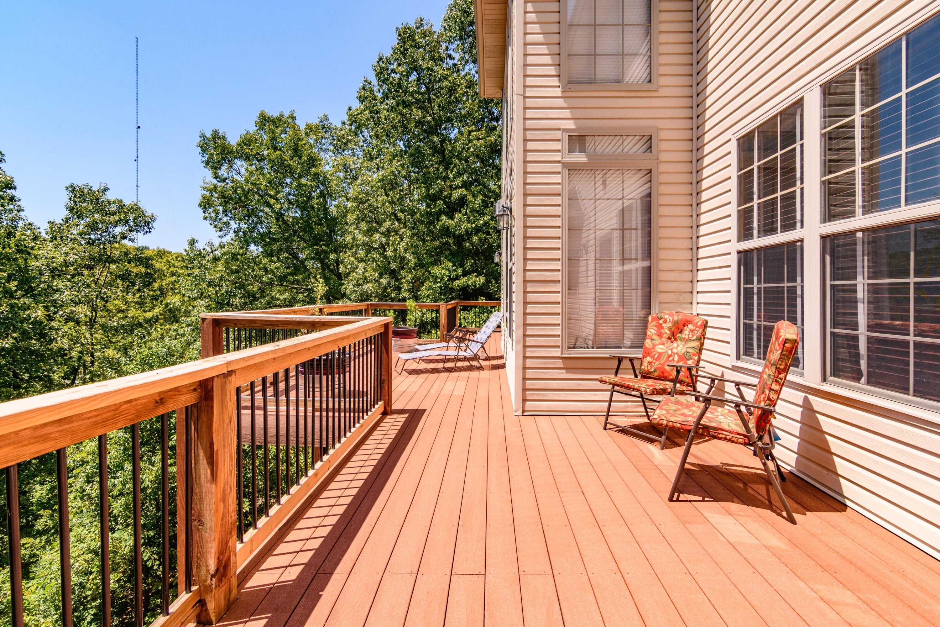 Walnut Shade, Missouri, 65771, United States, 6 Bedrooms Bedrooms, ,5 BathroomsBathrooms,Residential,For Sale,1975828