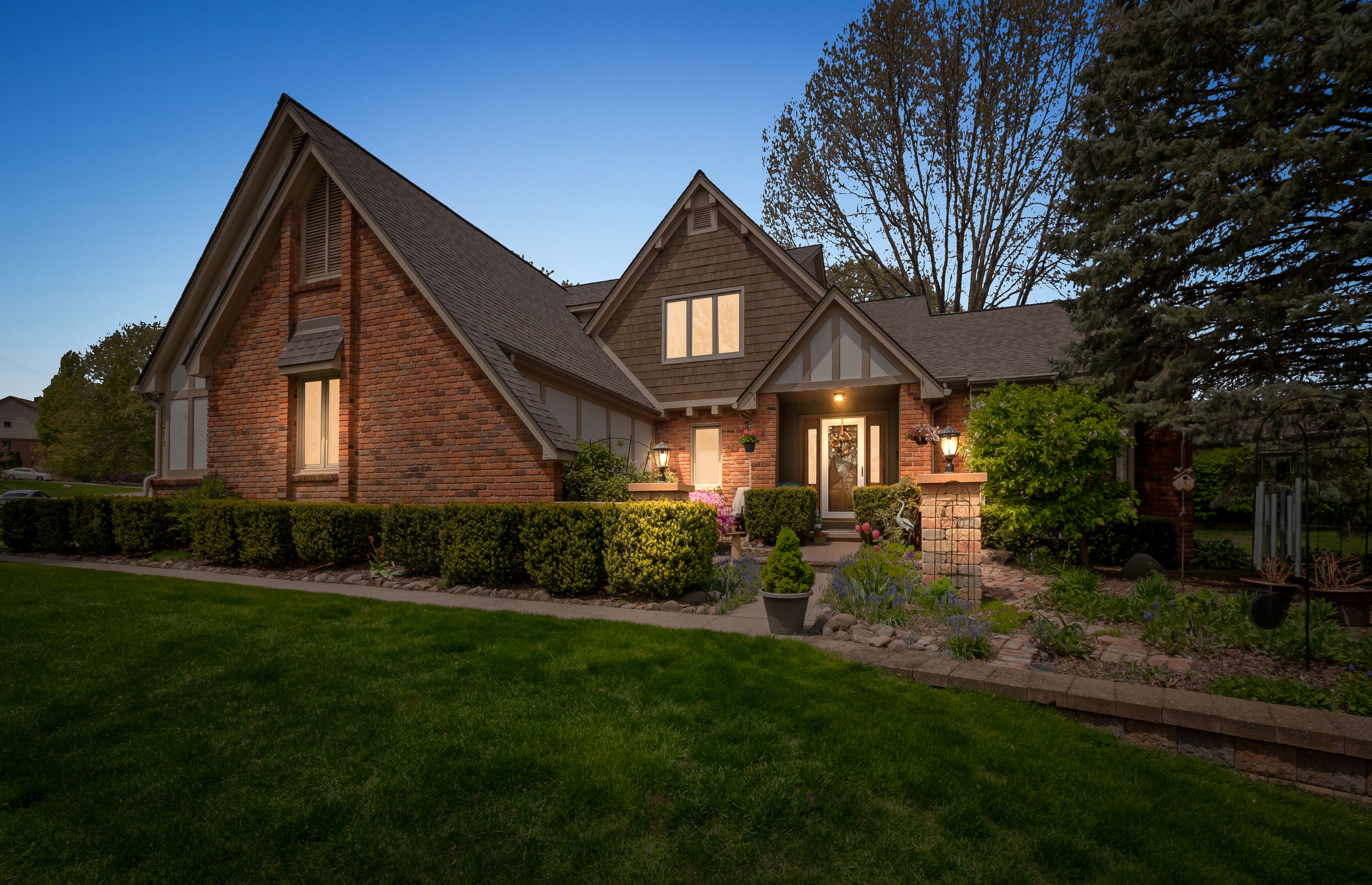 Washington, Michigan, 48094, United States, 3 Bedrooms Bedrooms, ,4 BathroomsBathrooms,Residential,For Sale,1805255