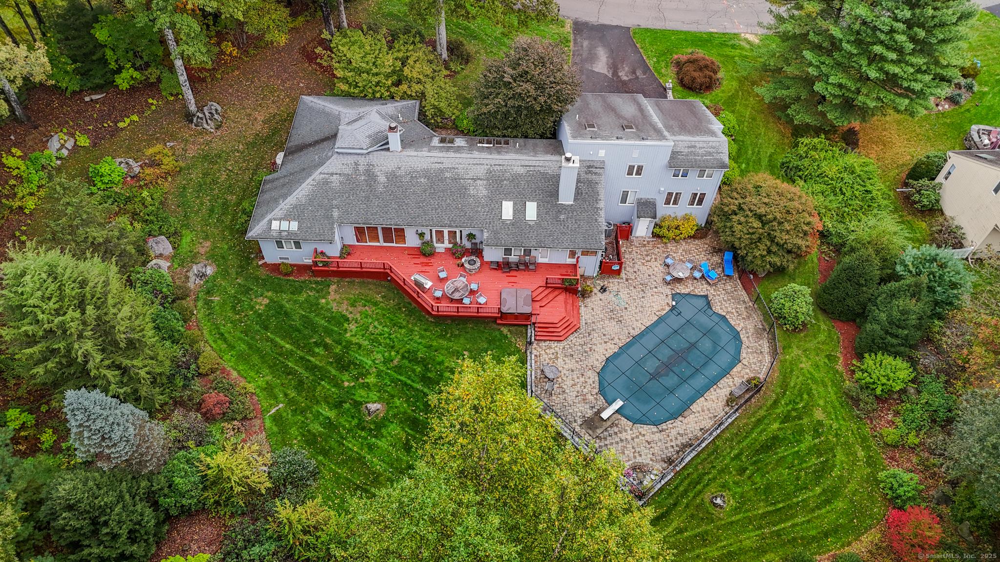 Avon, Connecticut, 06001, United States, 5 Bedrooms Bedrooms, ,6 BathroomsBathrooms,Residential,For Sale,1982009