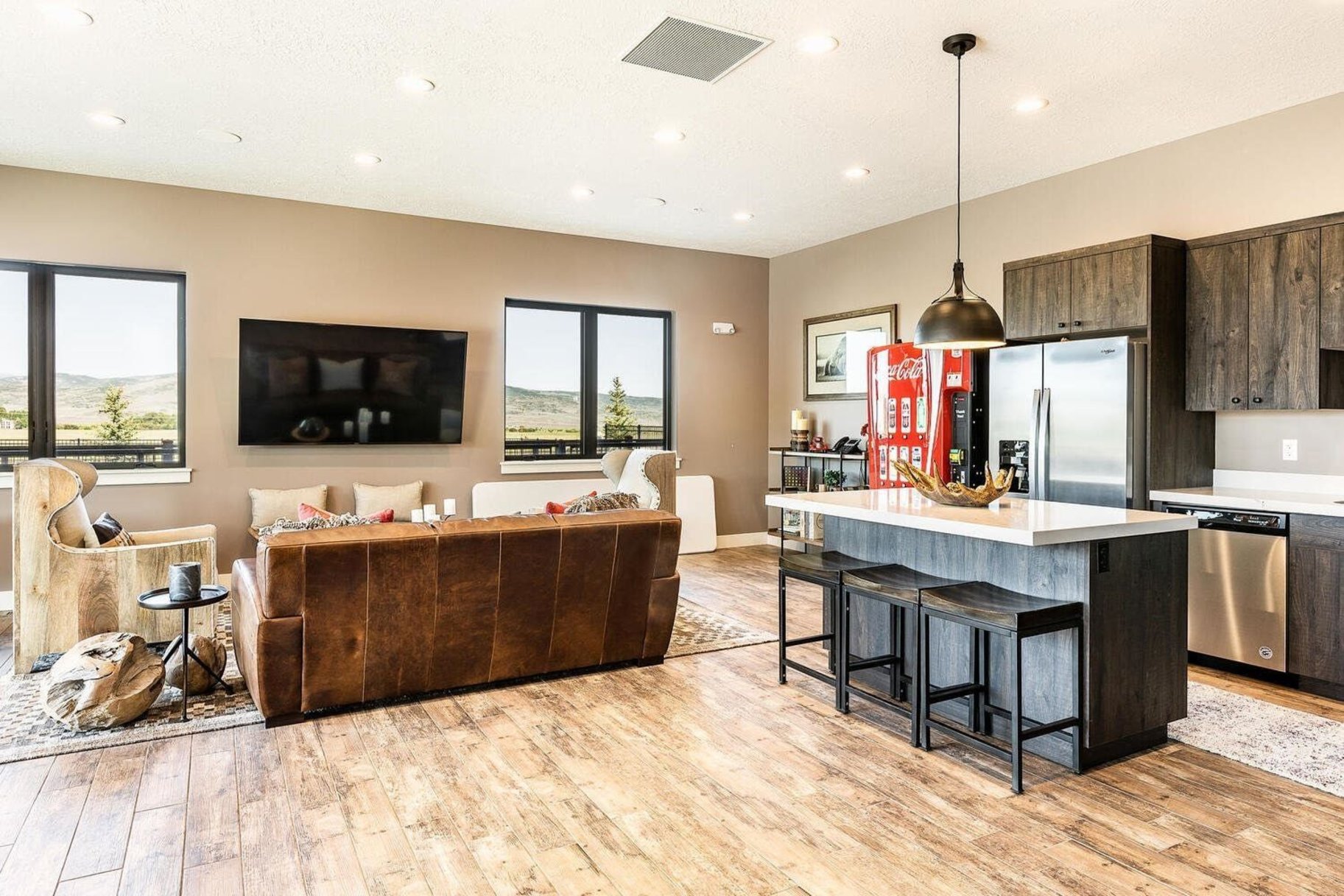  Summit Rambler At High Star Ranch With 3 Car Garage And Expansive Views - 物件實景