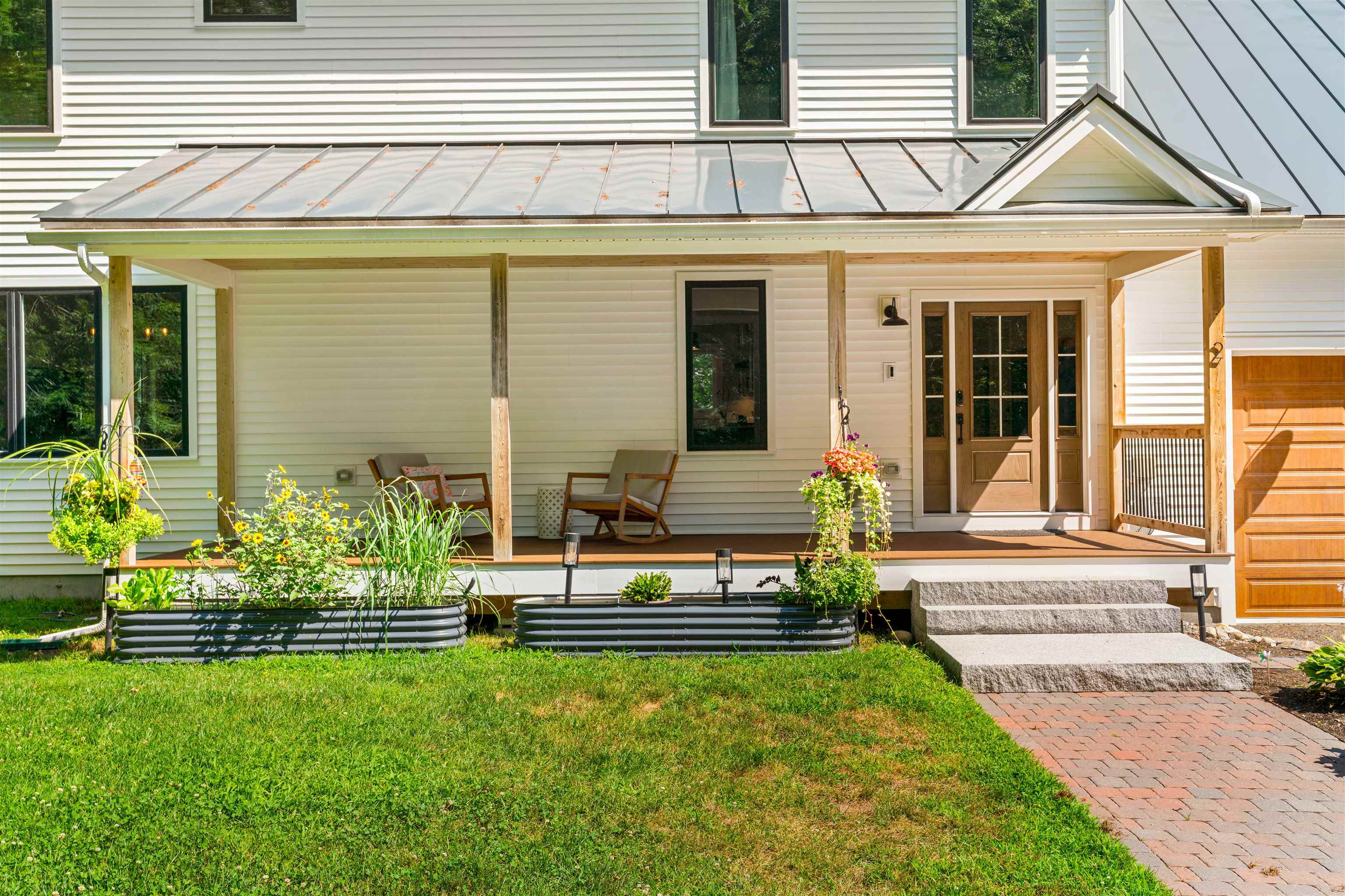 Hollis, New Hampshire, 03049, United States, 3 Bedrooms Bedrooms, ,3 BathroomsBathrooms,Residential,For Sale,1907073