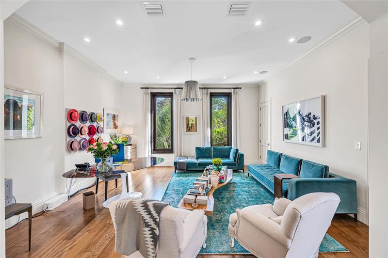 Miami, Florida, 33143, United States, 8 Bedrooms Bedrooms, ,10 BathroomsBathrooms,Residential,For Sale,1989350