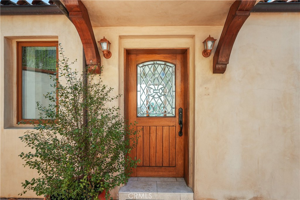 Laguna Beach, California, 92651, United States, 5 Bedrooms Bedrooms, ,6 BathroomsBathrooms,Residential,For Sale,1908512